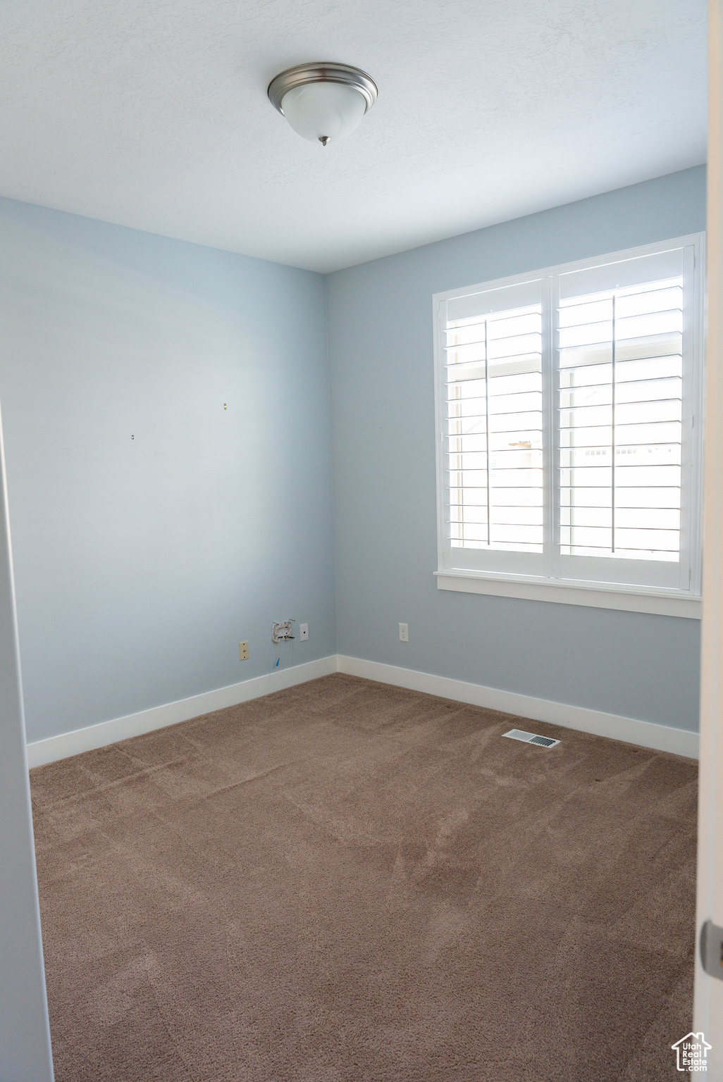 bedroom/ office