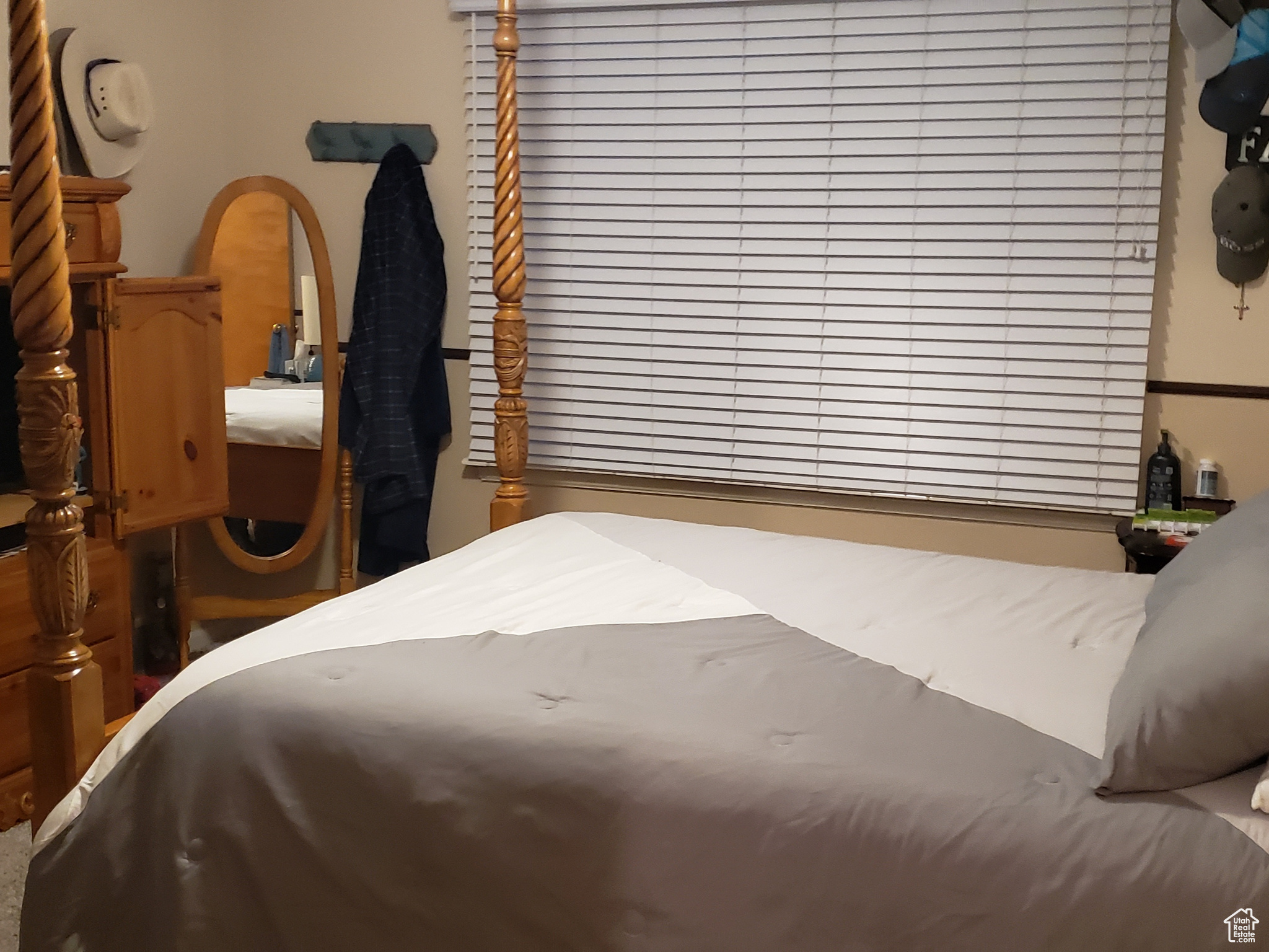 Bedroom featuring carpet floors