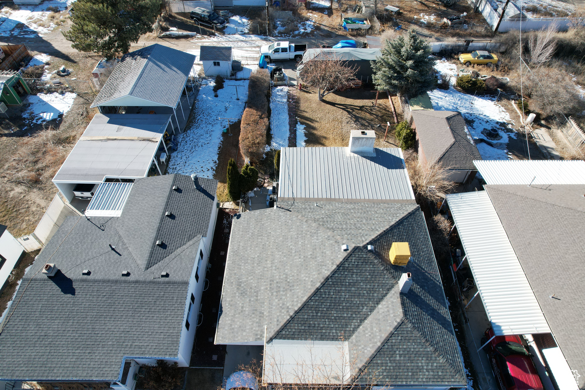 Birds eye view of property