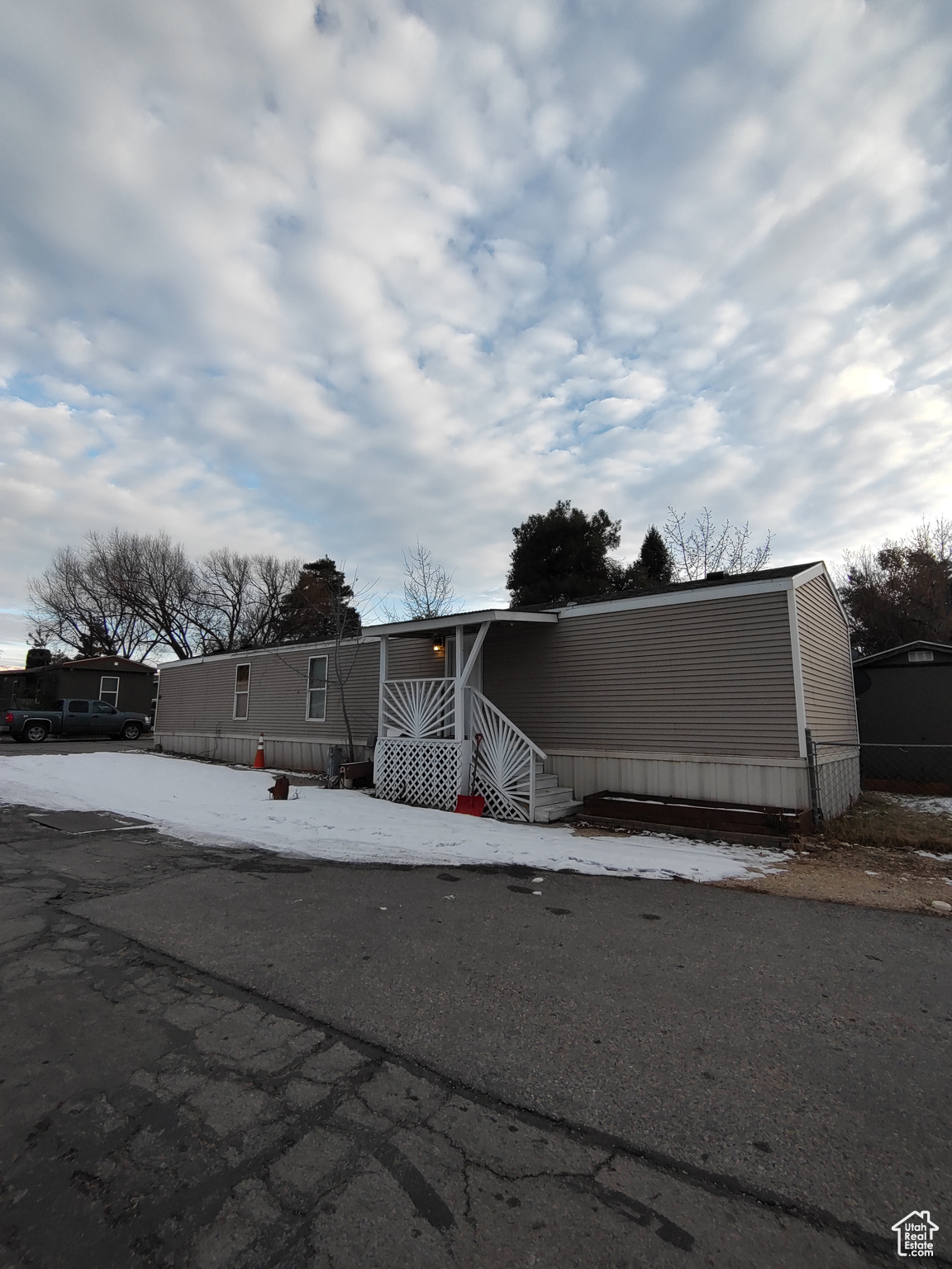 View of manufactured / mobile home