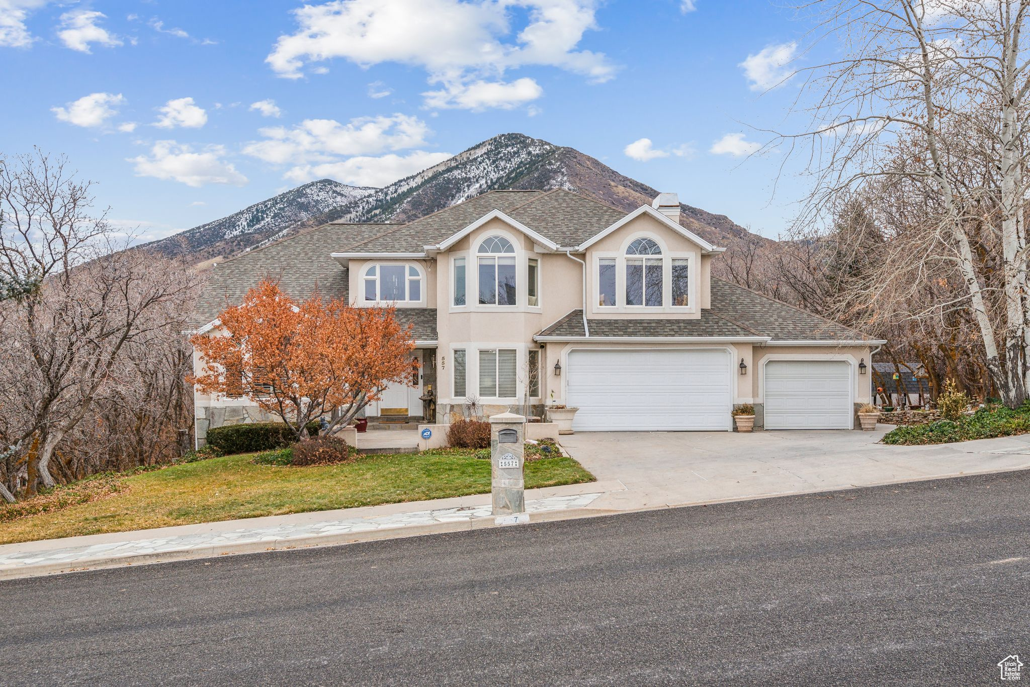 Photo of 557 S ELK MEADOW LOOP, Tooele, UT 84074