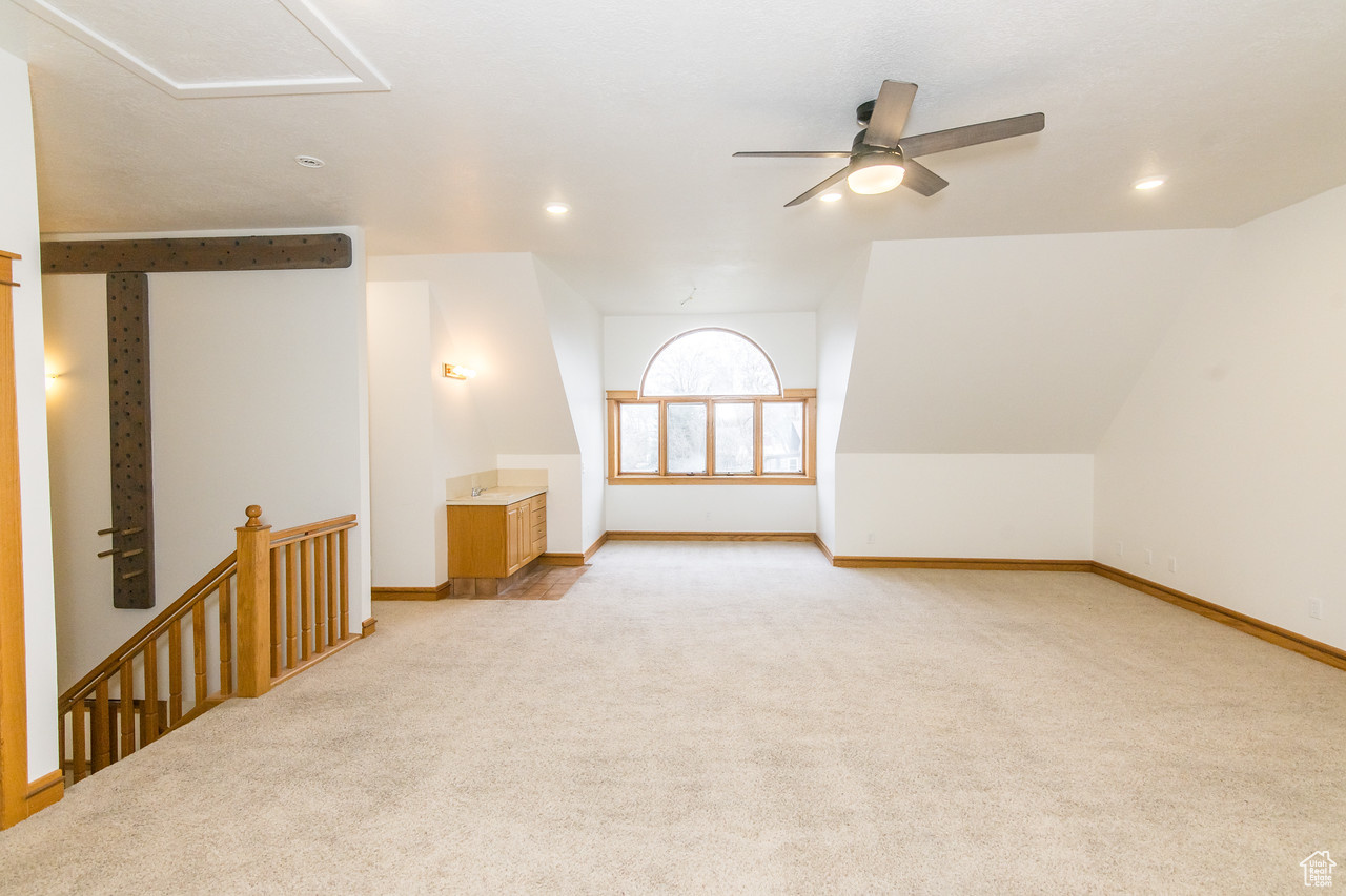 Light and airy additional living space / family room.