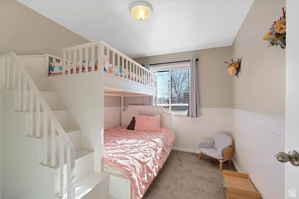 Bedroom with carpet floors