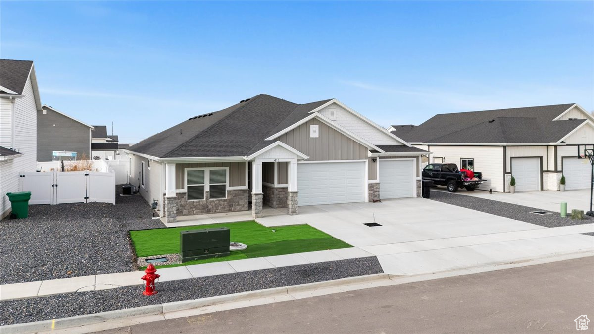 View of front facade with a garage