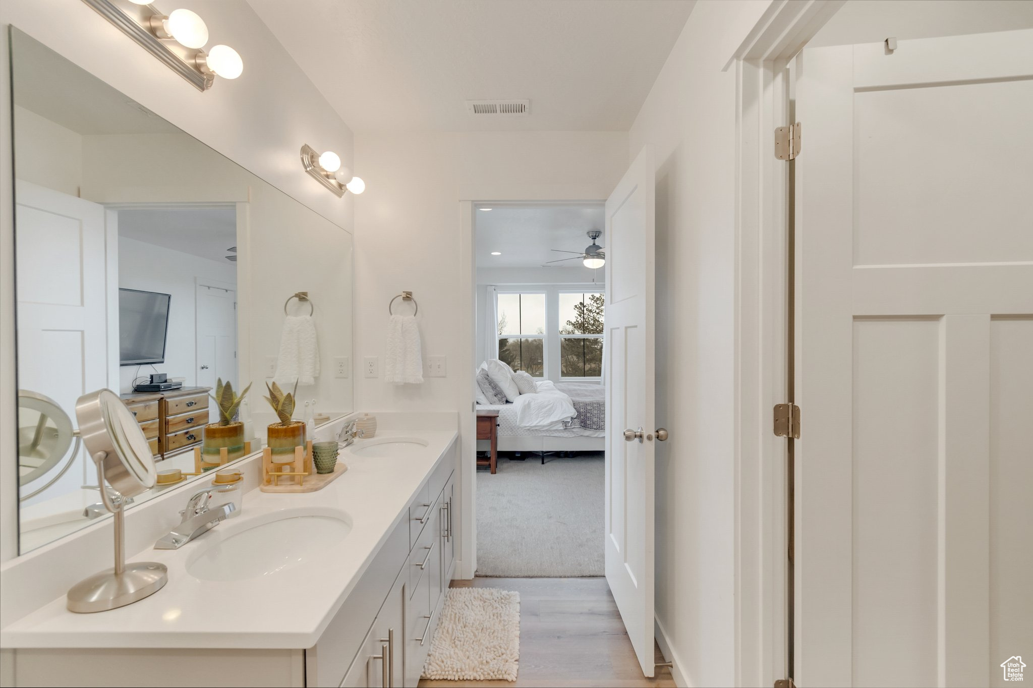 Primary Bedroom Bathroom