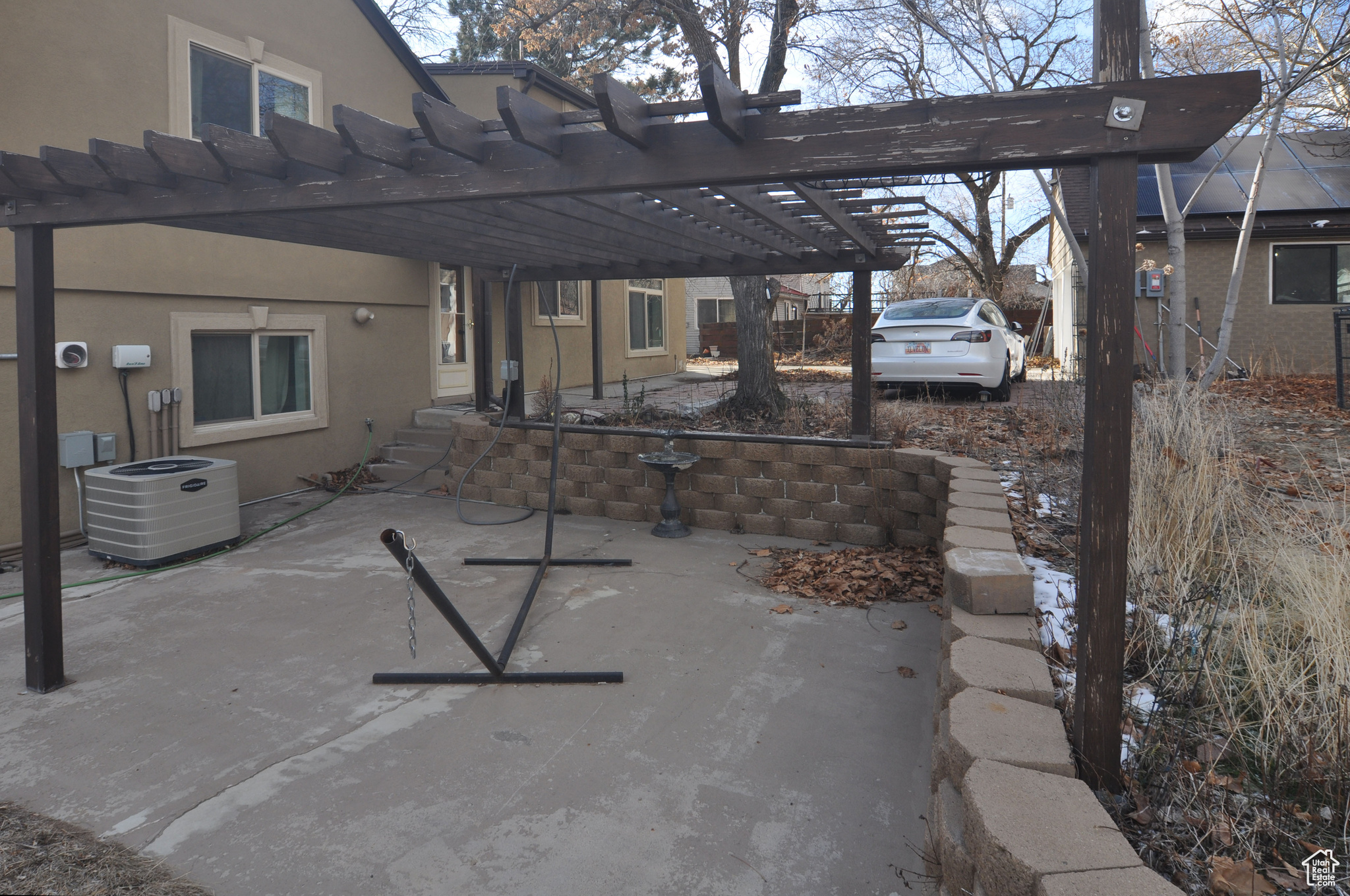 View of patio / terrace with a pergola and central air condition unit