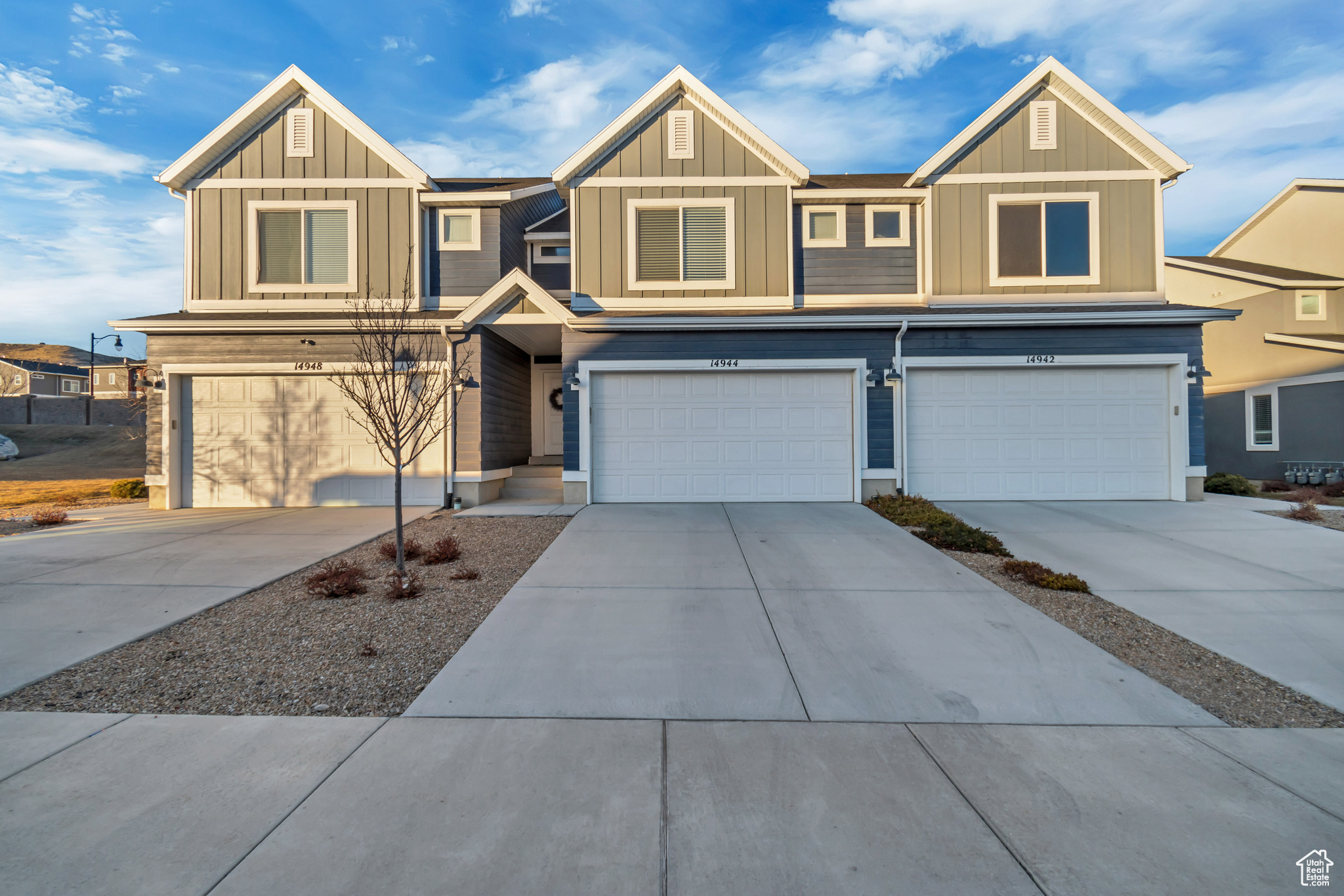 View of front of home featuring a garage