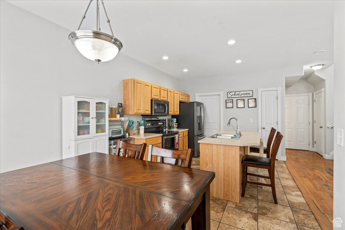 Dining area with sink