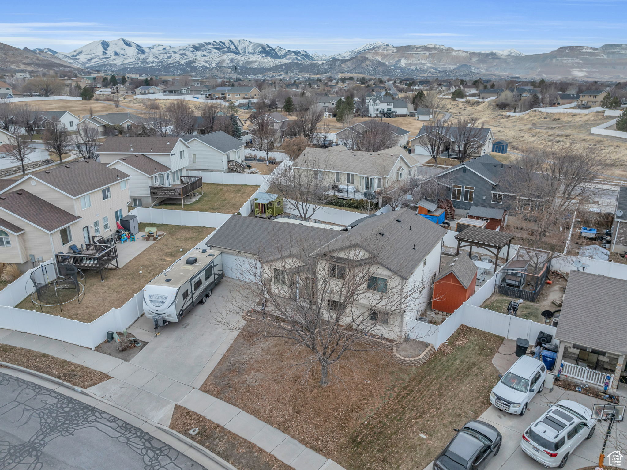 Birds eye view of property with a mountain view