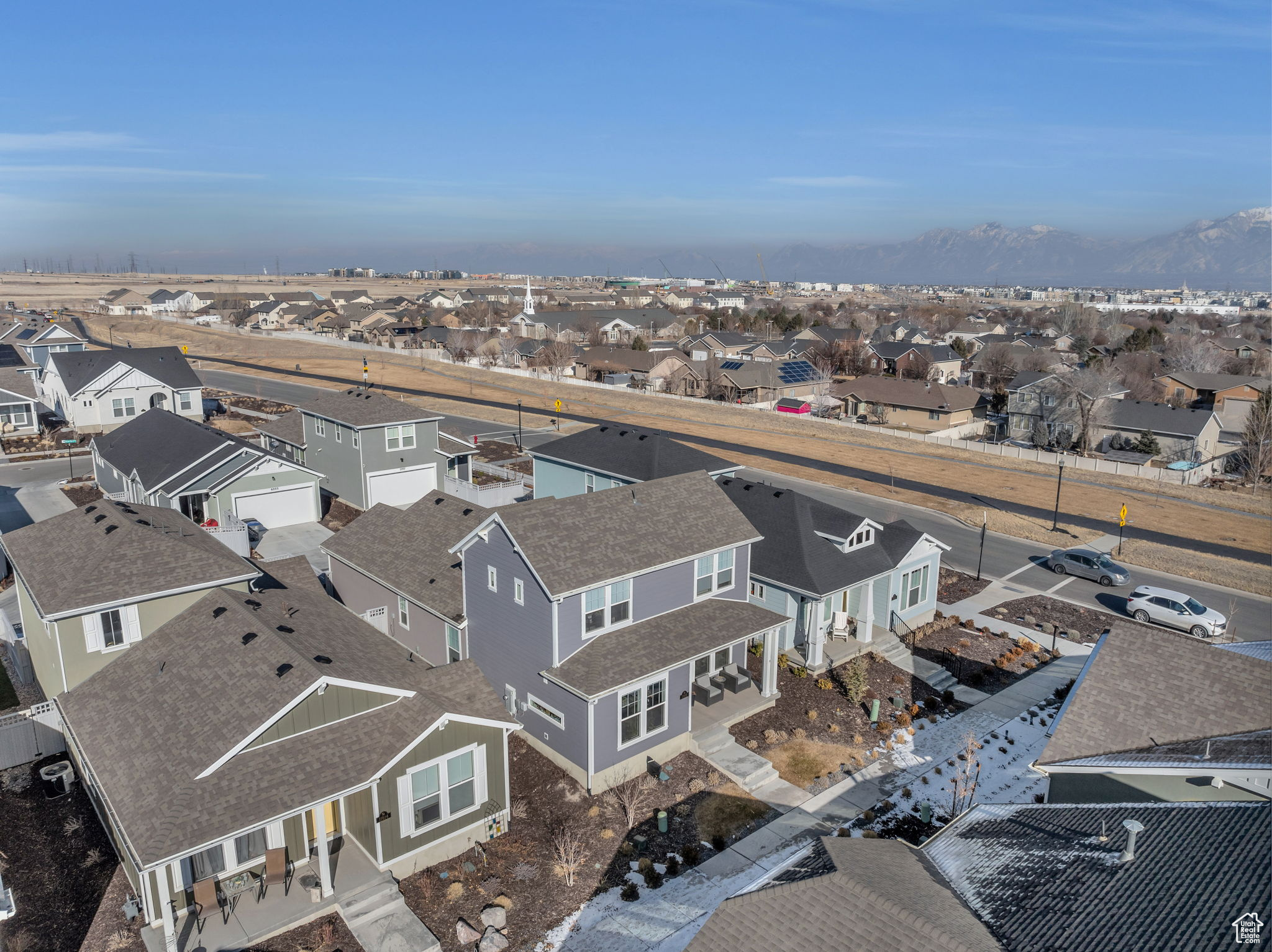Birds eye view of property