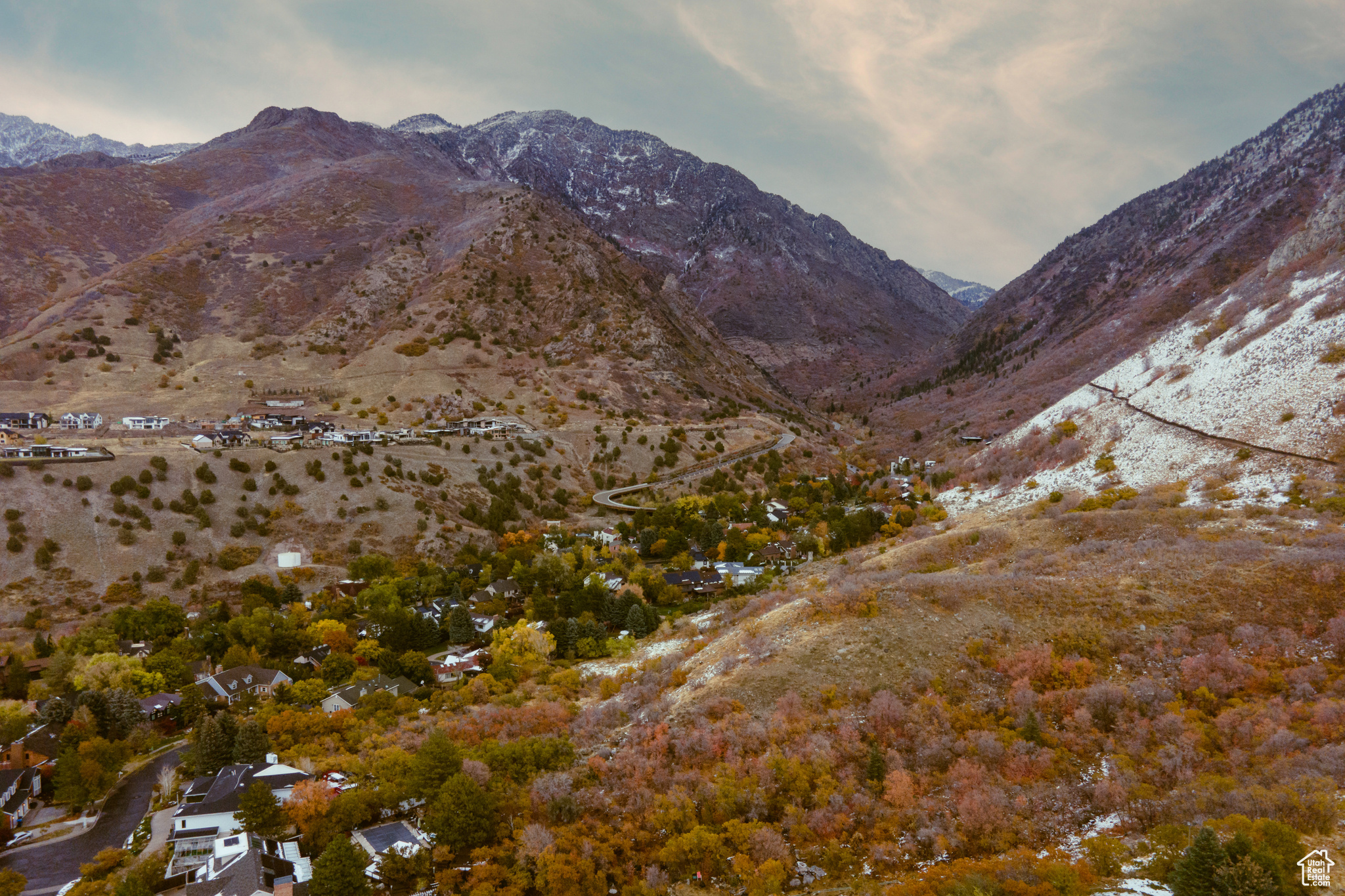 View of mountain feature