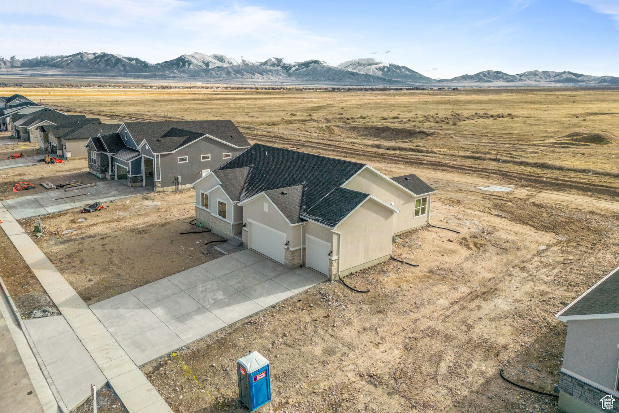 Bird's eye view featuring a mountain view