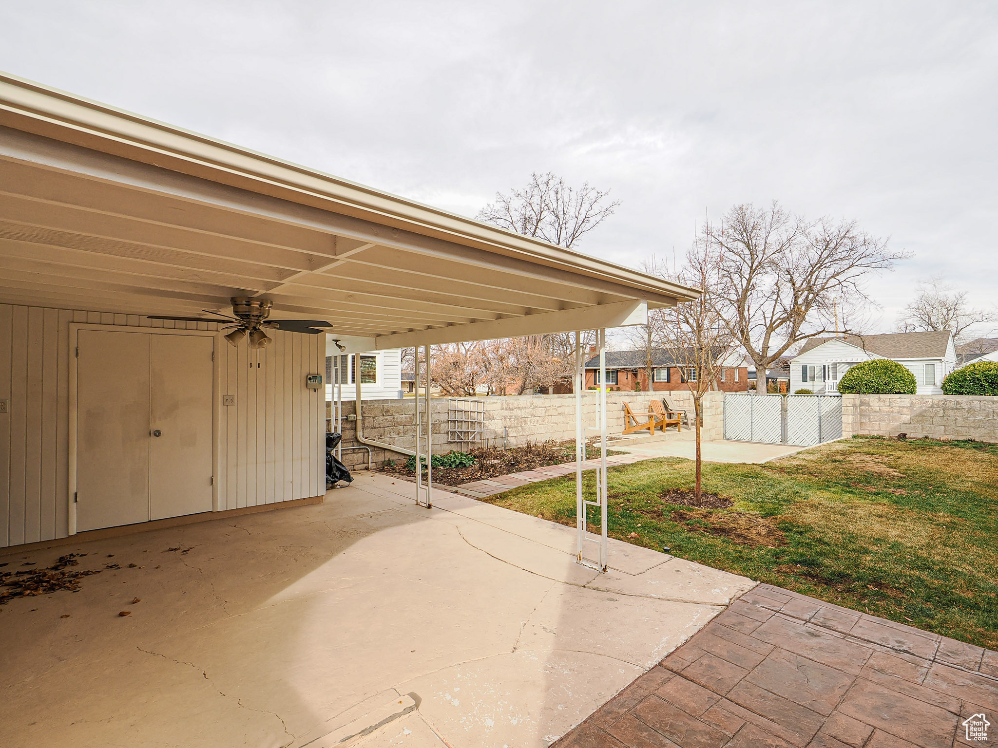 View of patio / terrace featuring ceiling fan