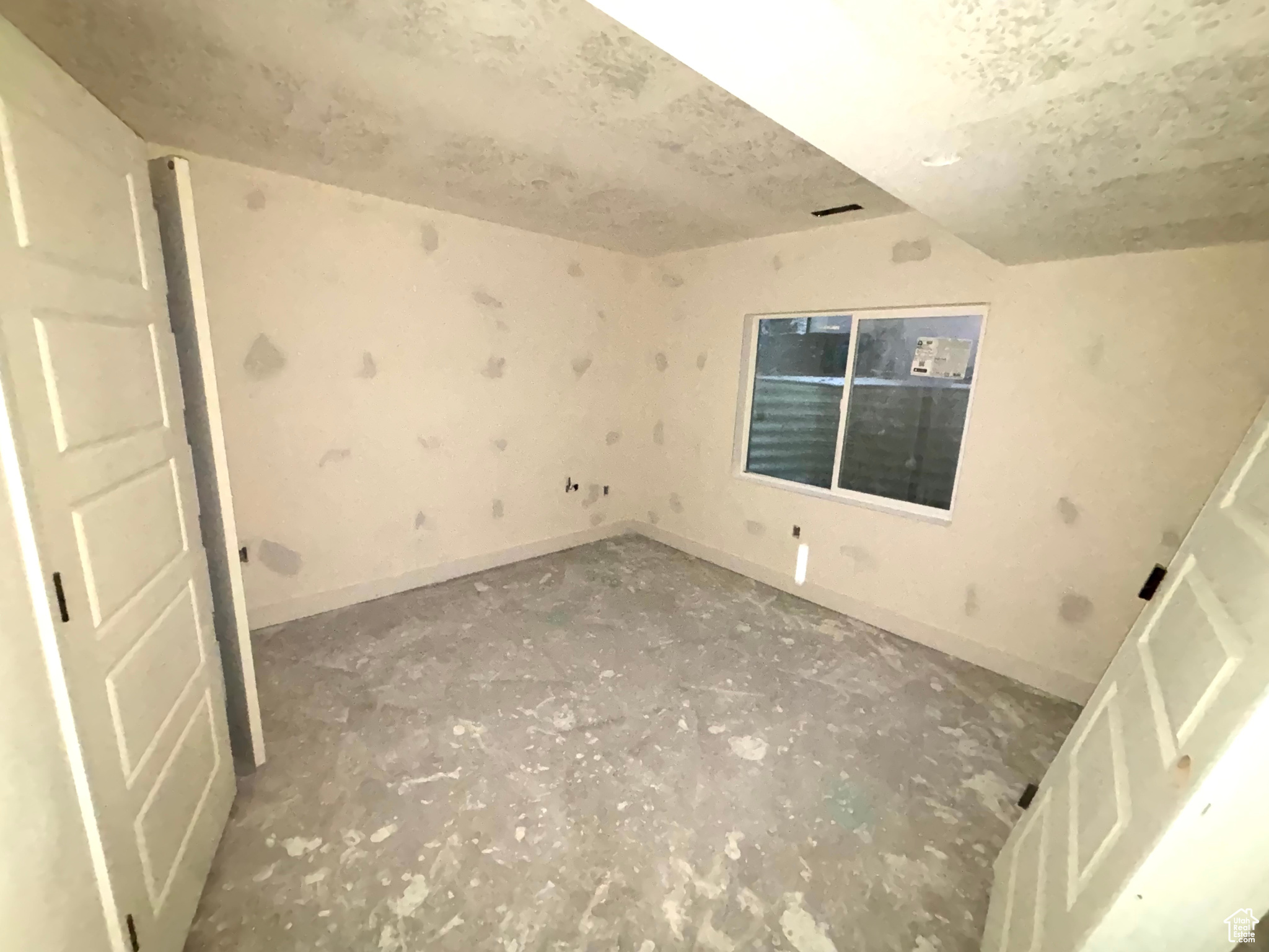 Empty room with baseboards
