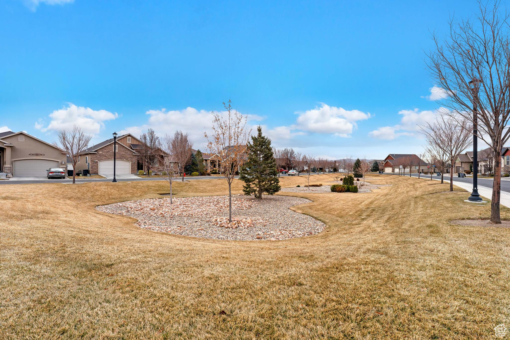 HOA maintained park