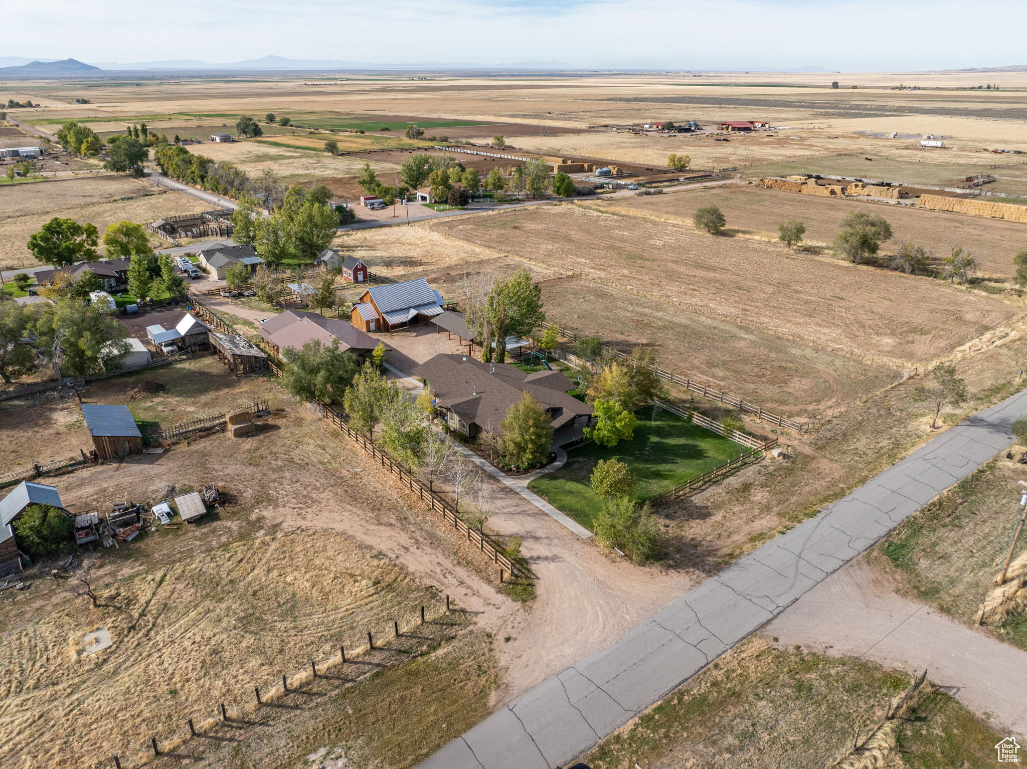 Drone / aerial view featuring a rural view
