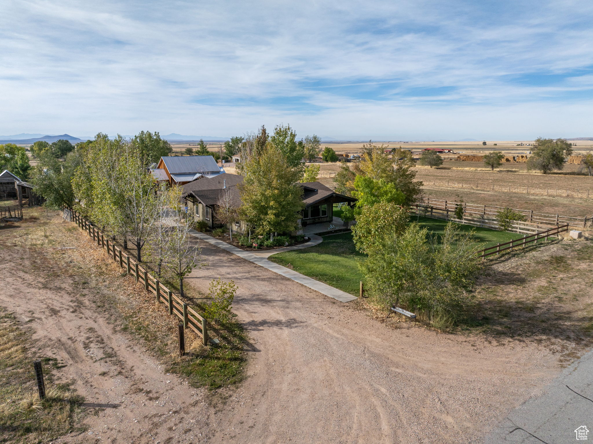 Drone / aerial view featuring a rural view