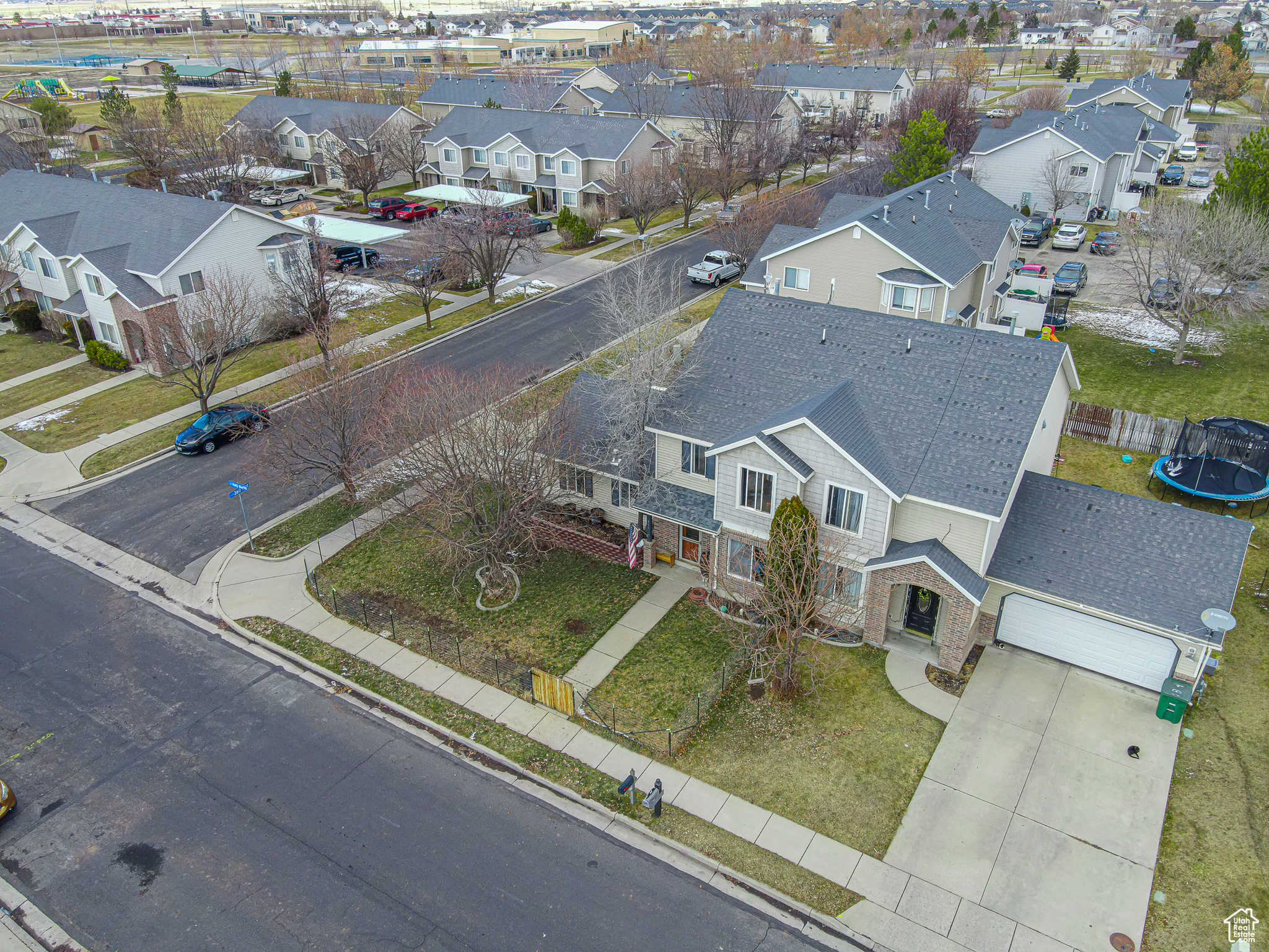 Birds eye view of property