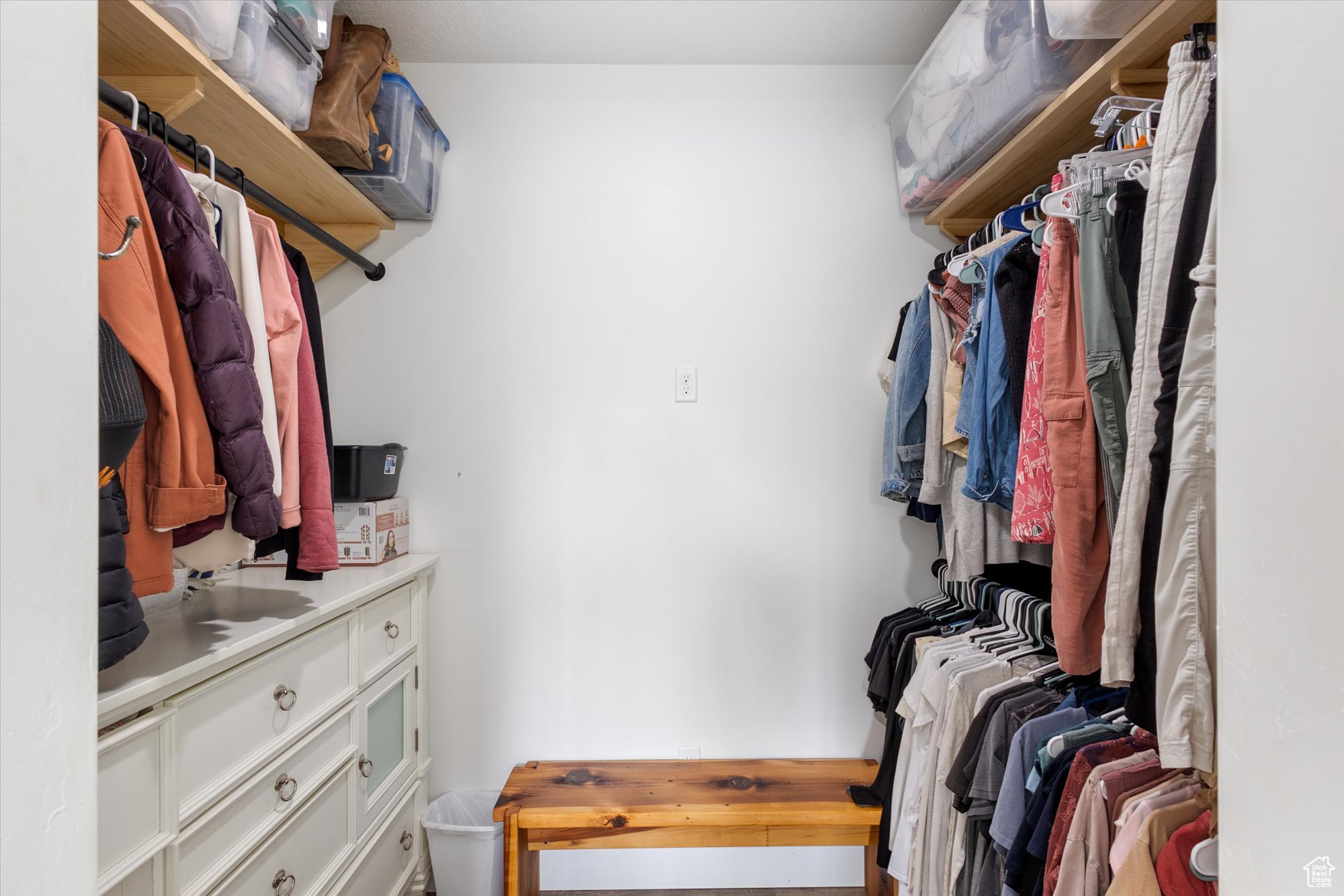 Primary Room Walk-in Closet