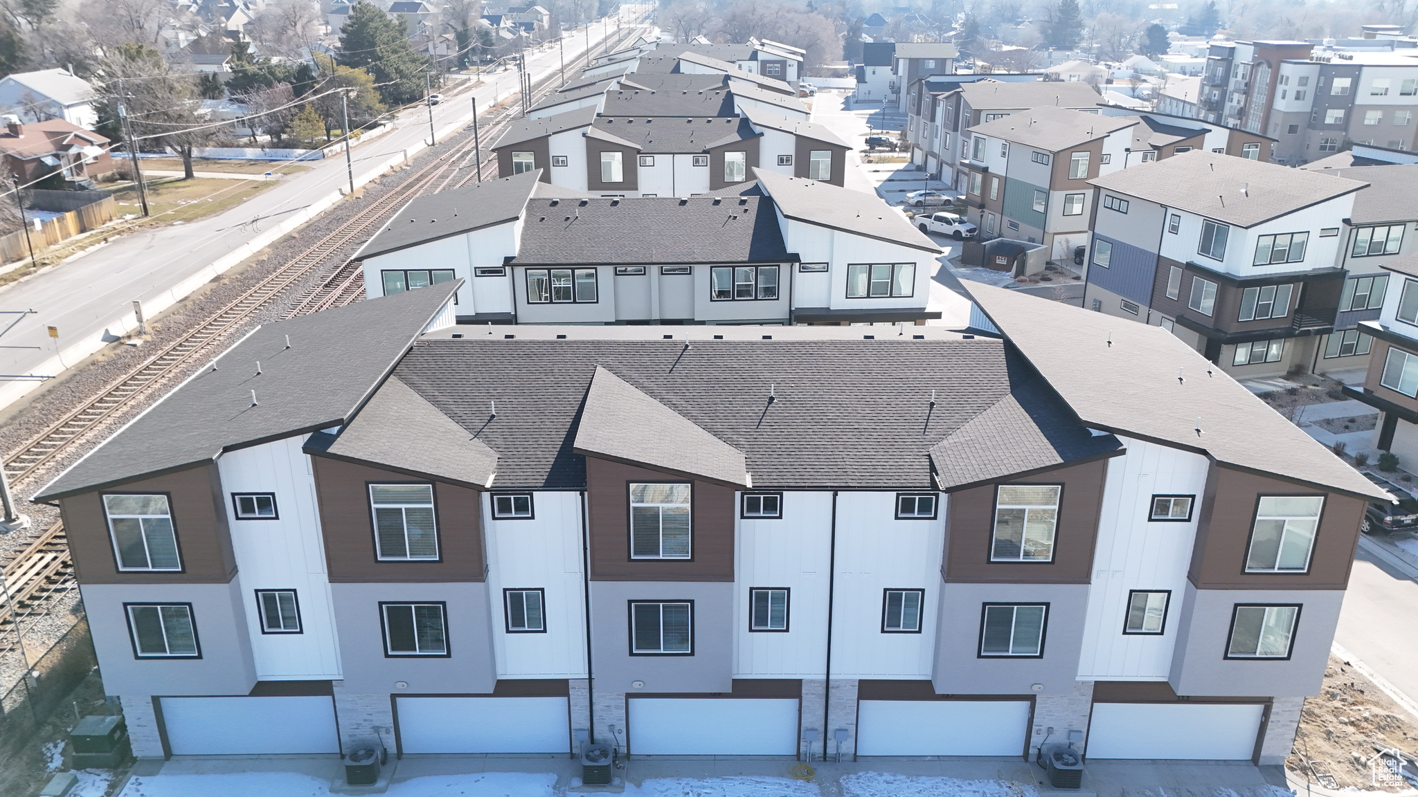 Birds eye view of property
