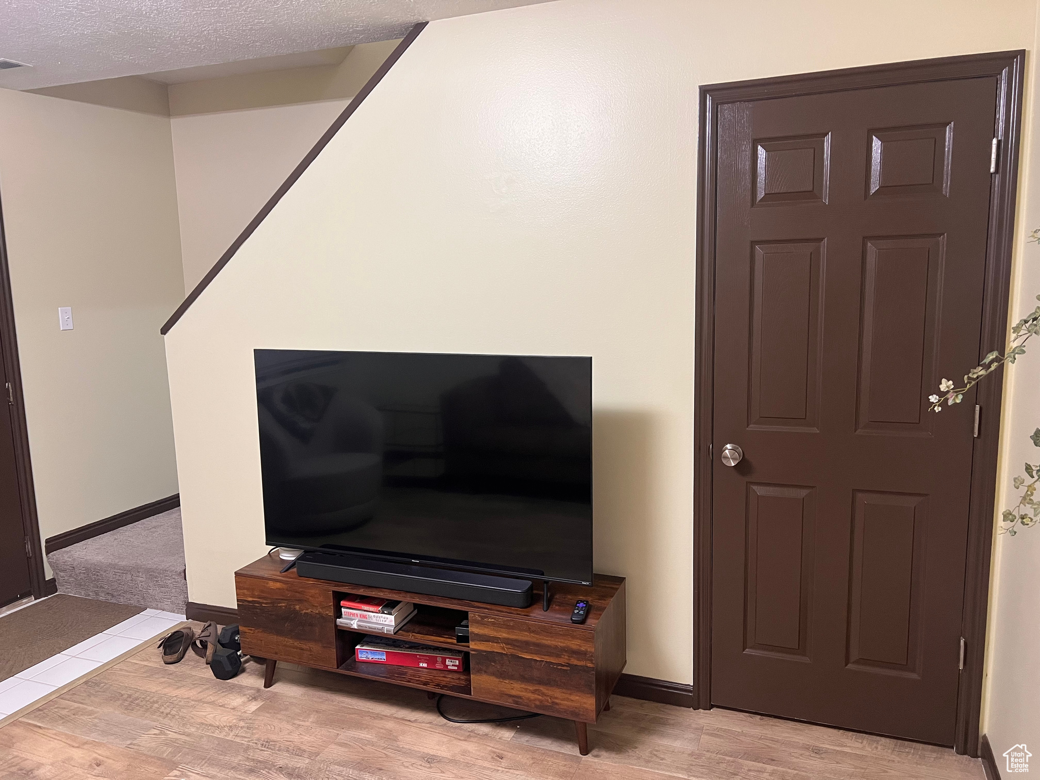 Room details with hardwood / wood-style floors