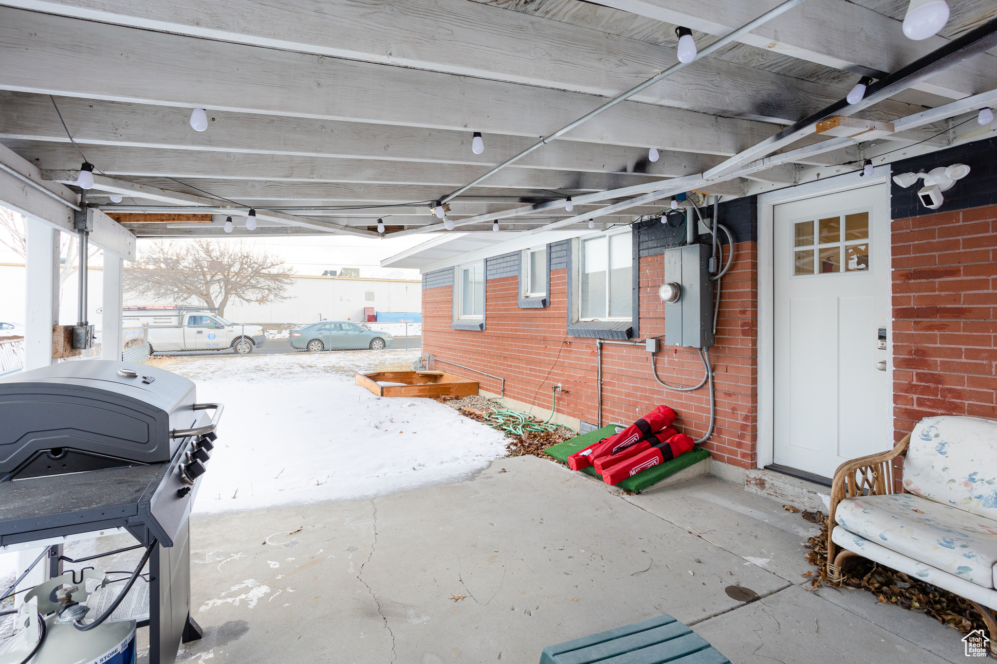 View of patio / terrace with area for grilling
