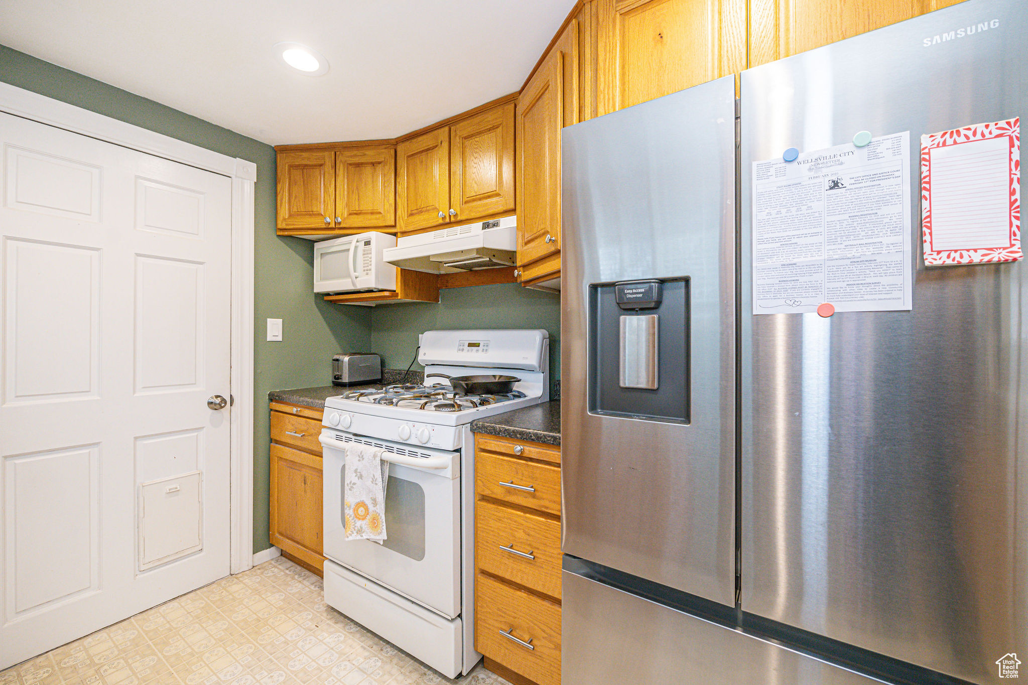 Kitchen with white appliances