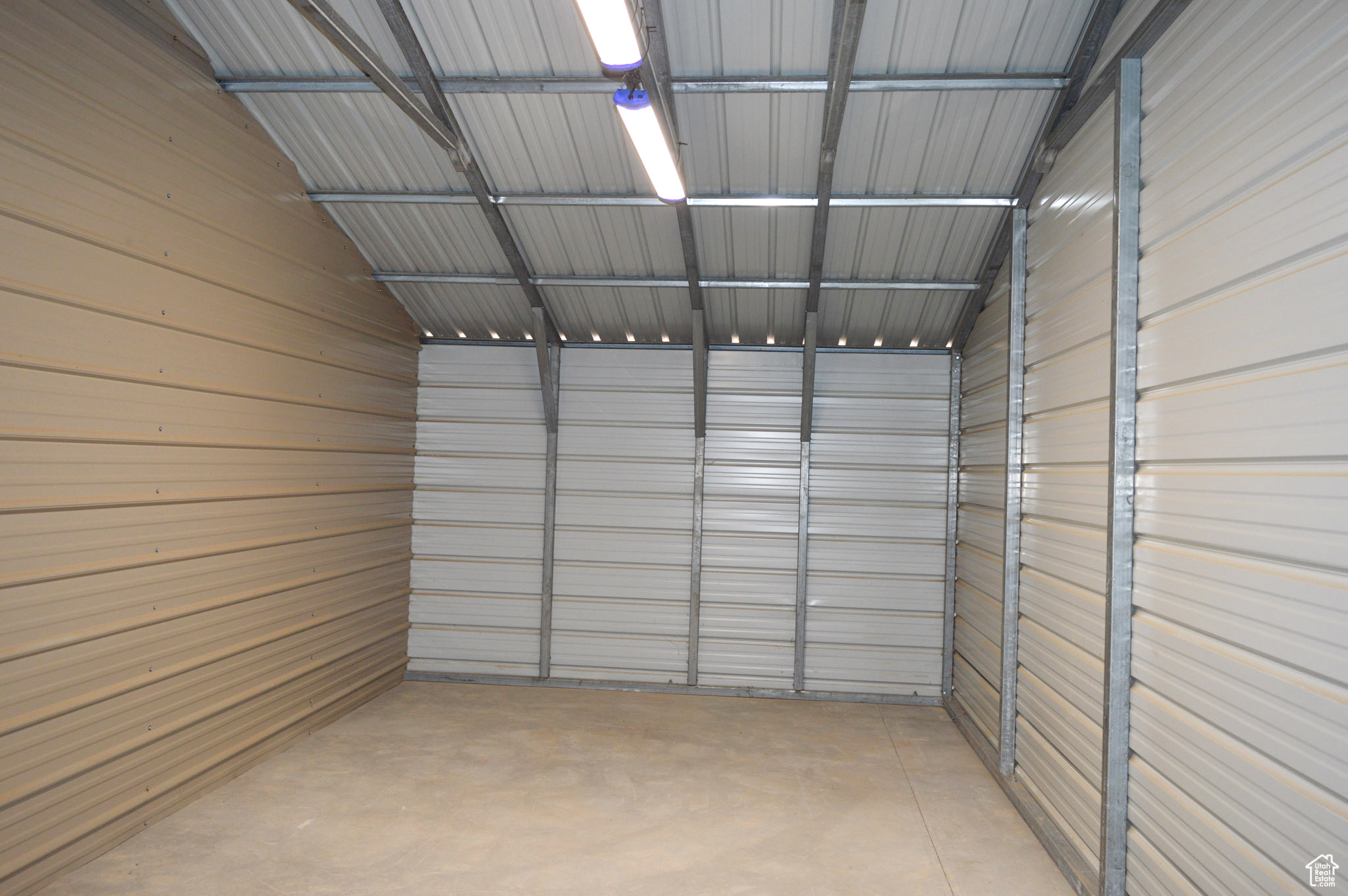View of garage-middle section