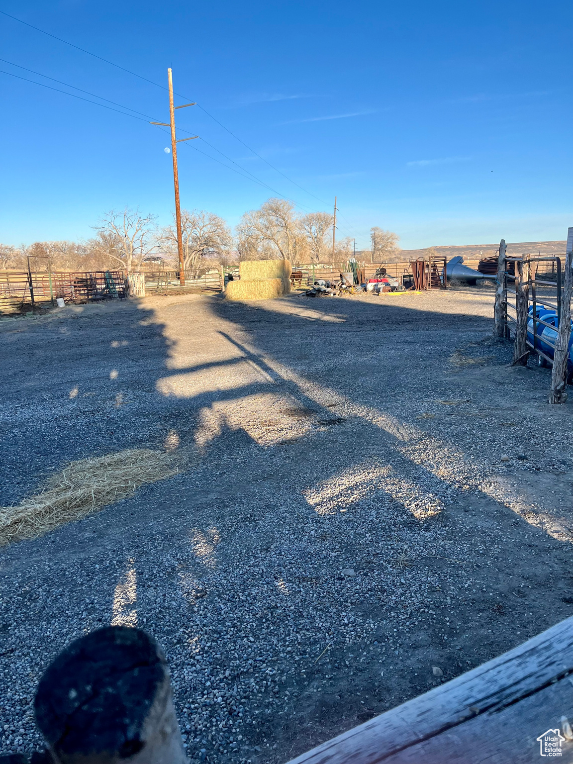 View of yard with a rural view