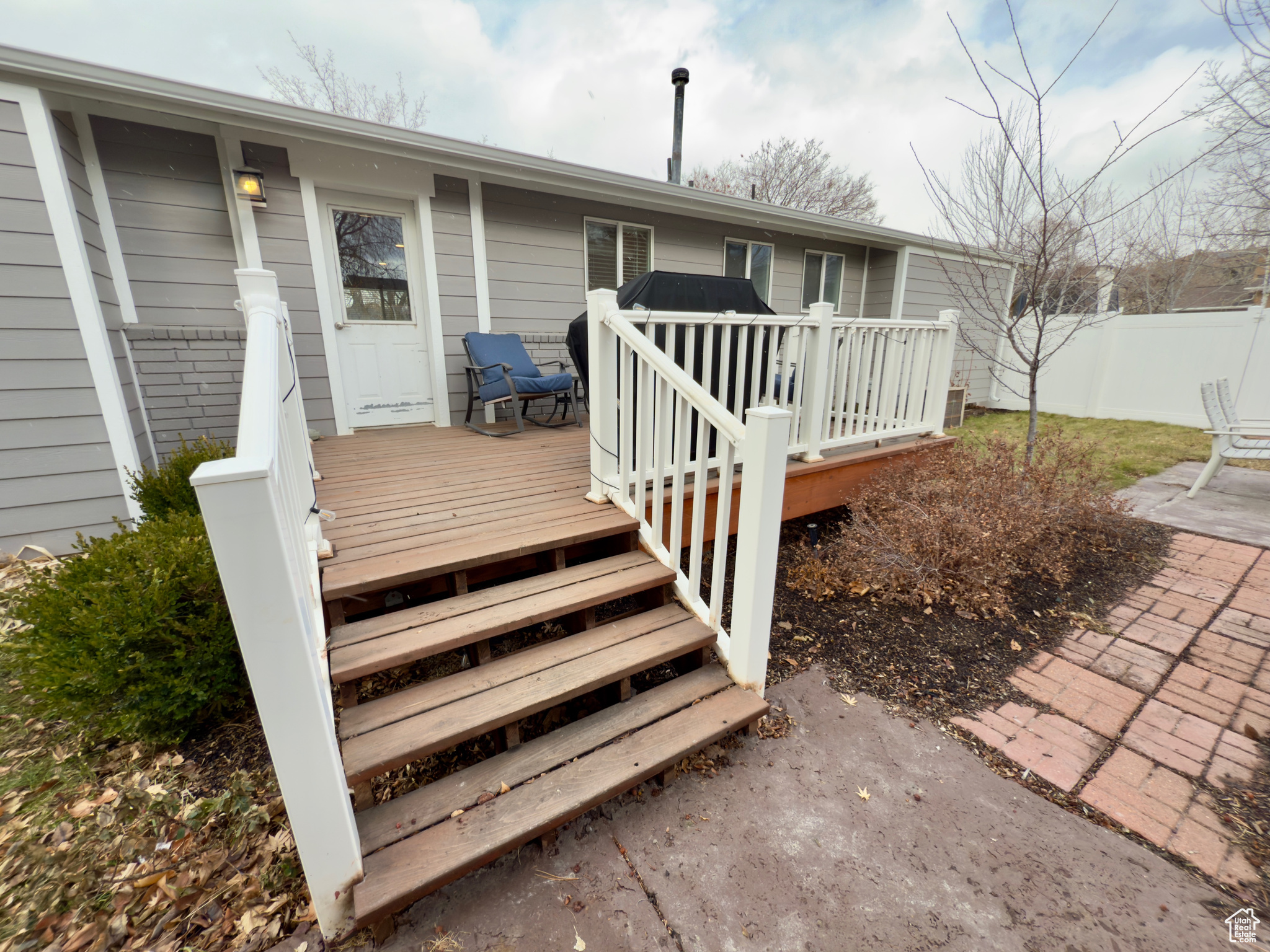 New deck & patio