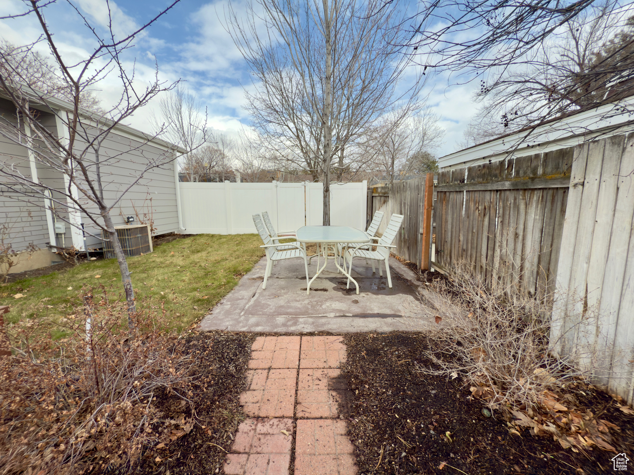 View of patio area in the backyard