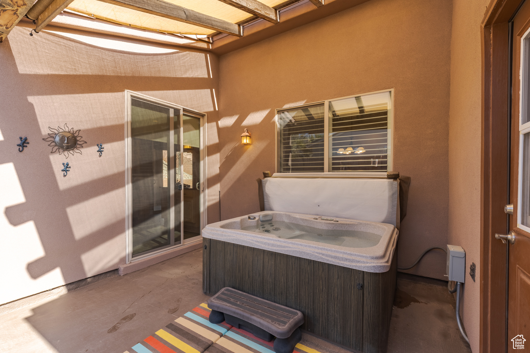 Hot tub