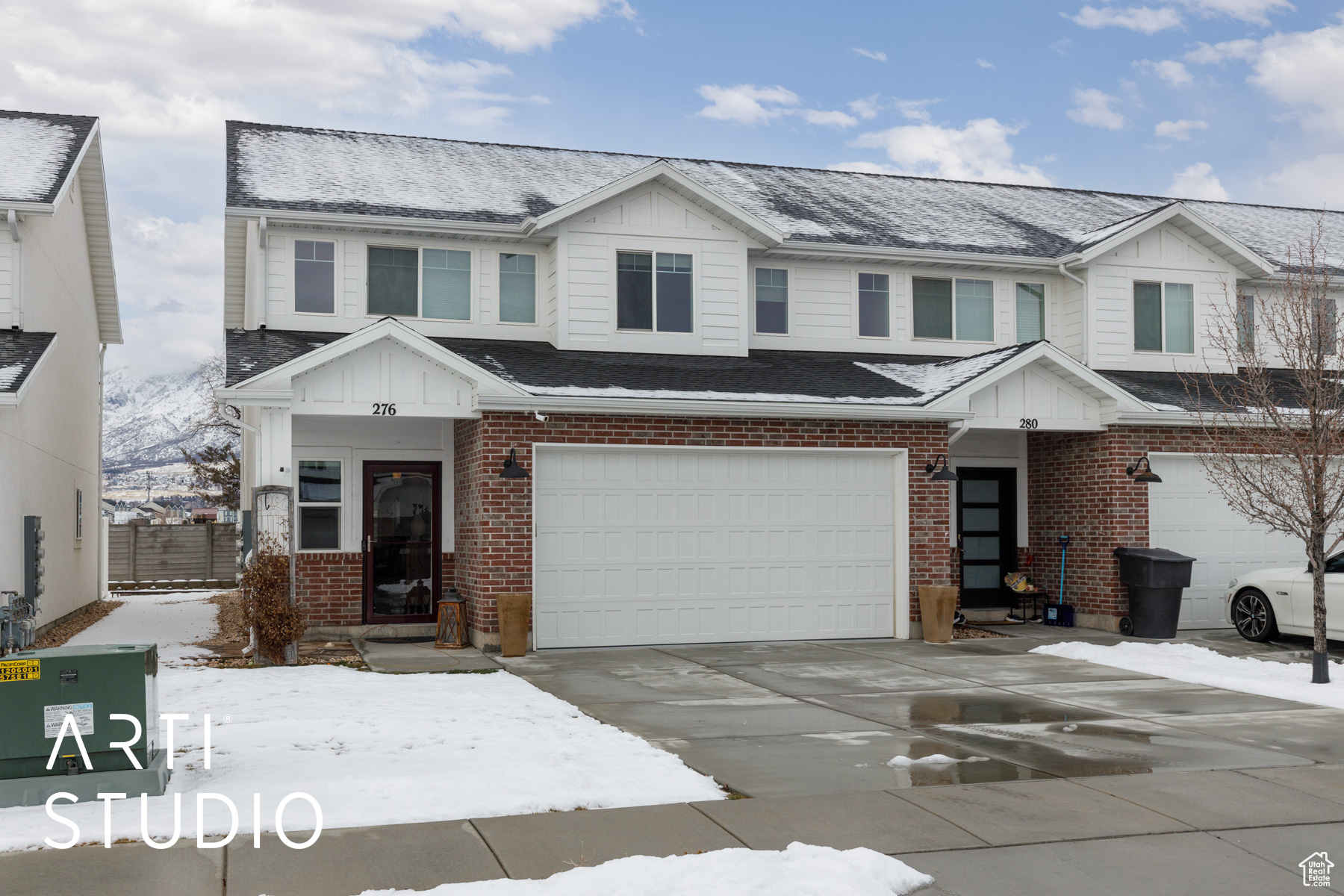 View of front of house with a 2-car garage