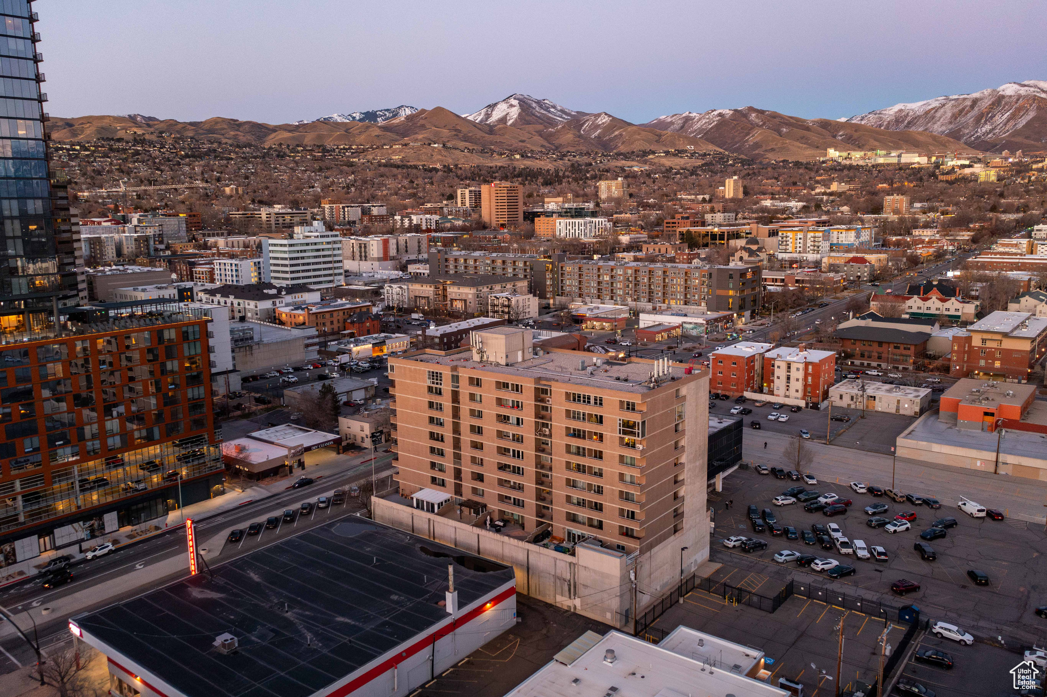 City view with a mountain view