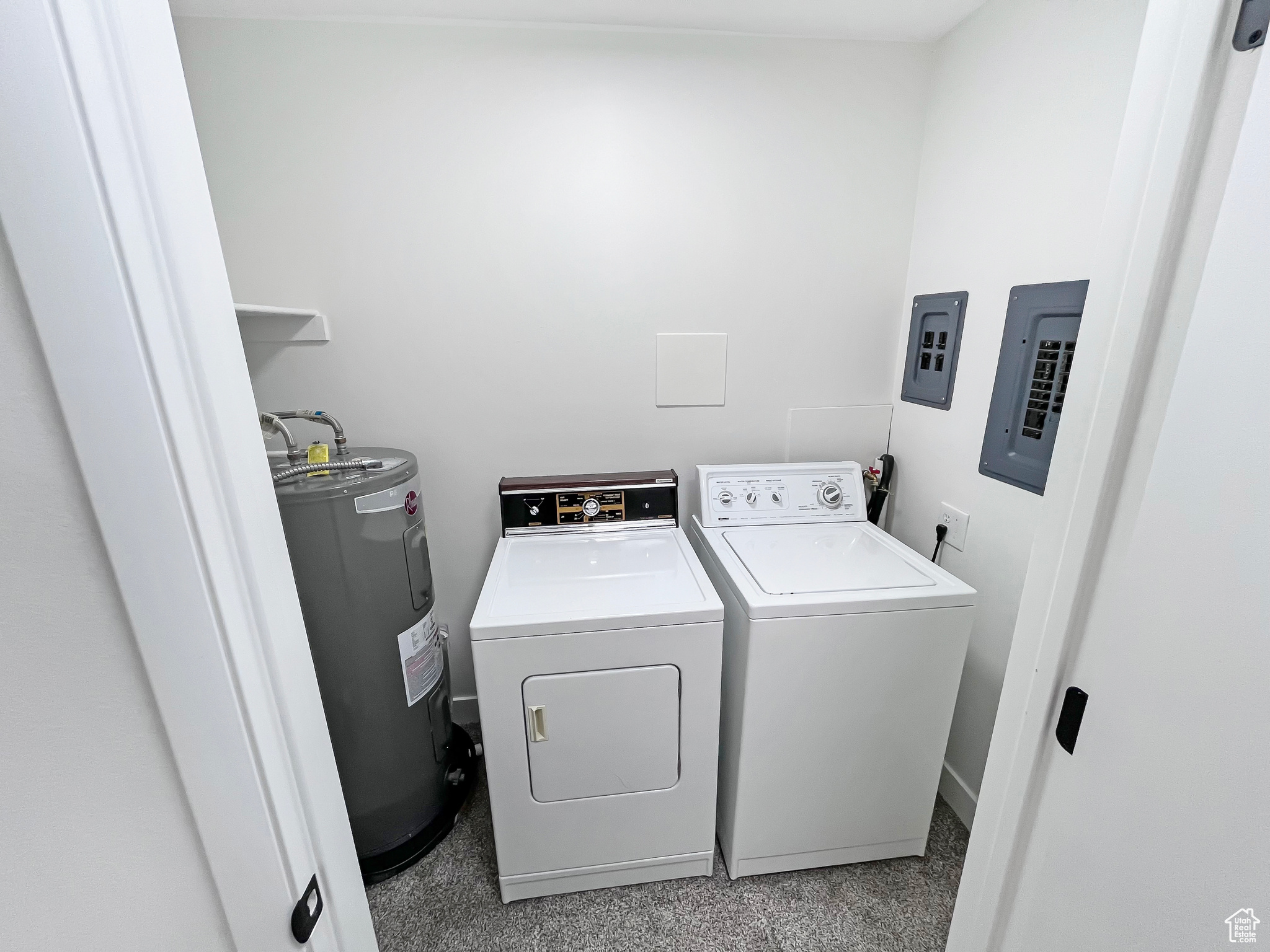 Easily accessible laundry area with additional storage space
