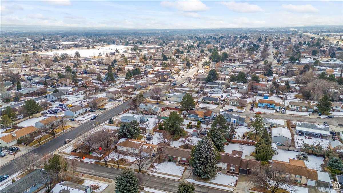Bird's eye view featuring a residential view