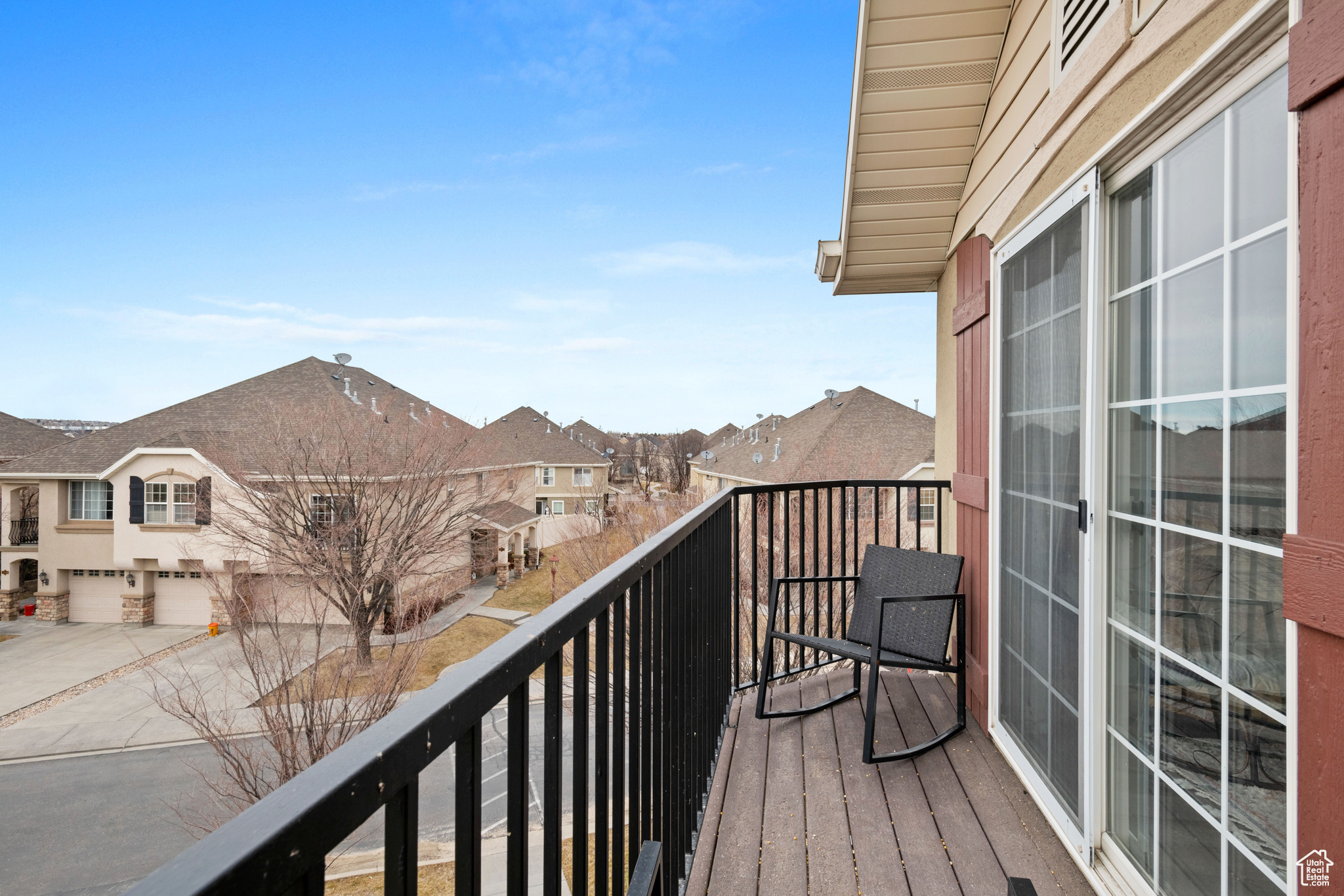Balcony featuring a residential view