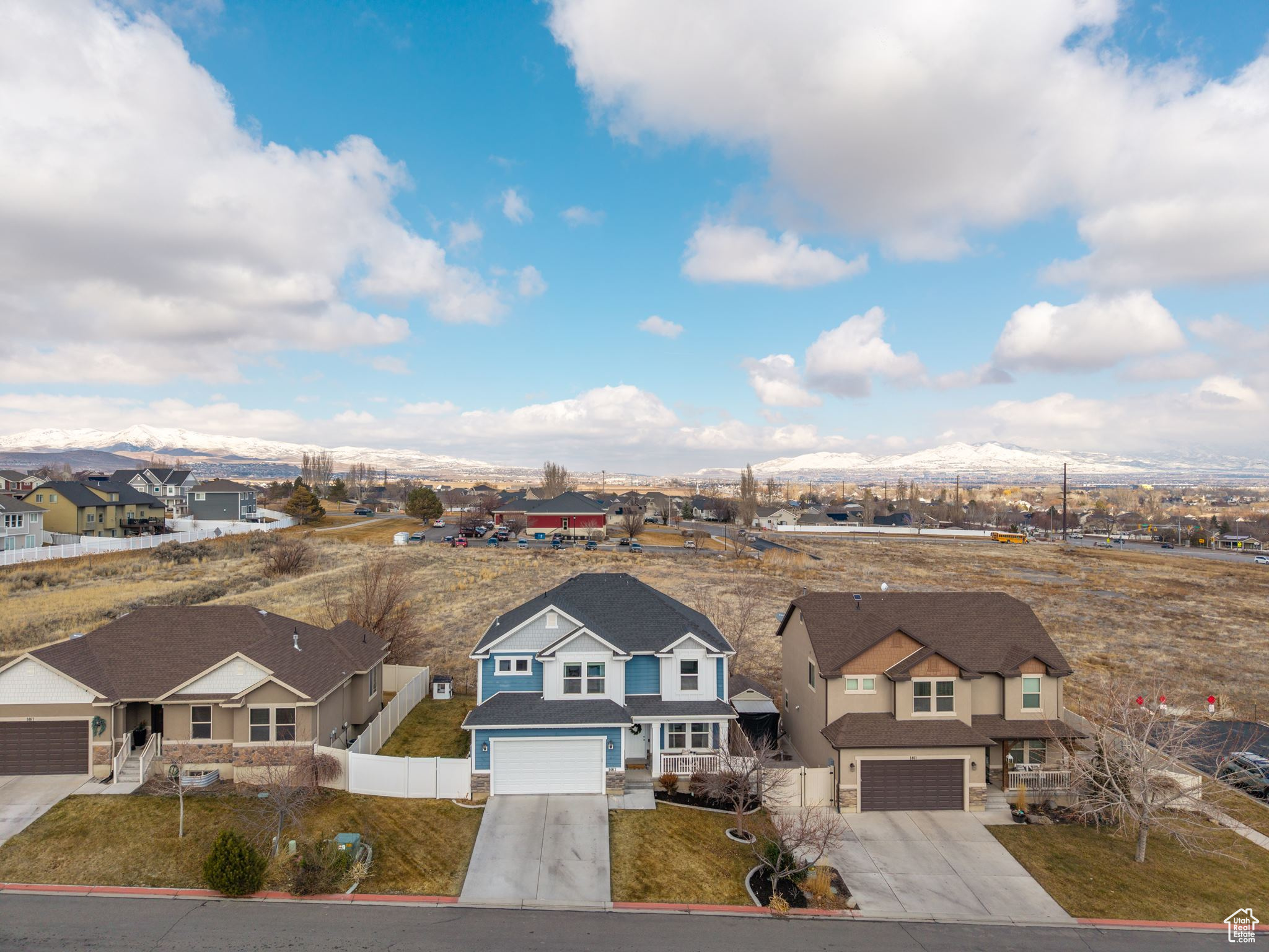 Aerial view with a residential view