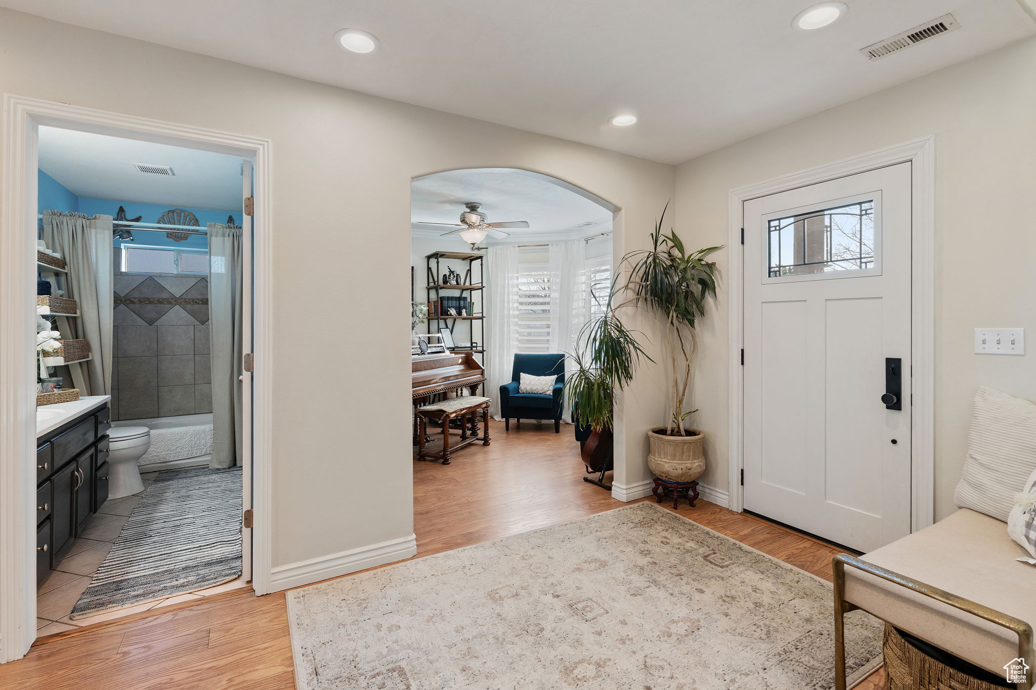 Open foyer, access to formal living room and to the main level full bath!