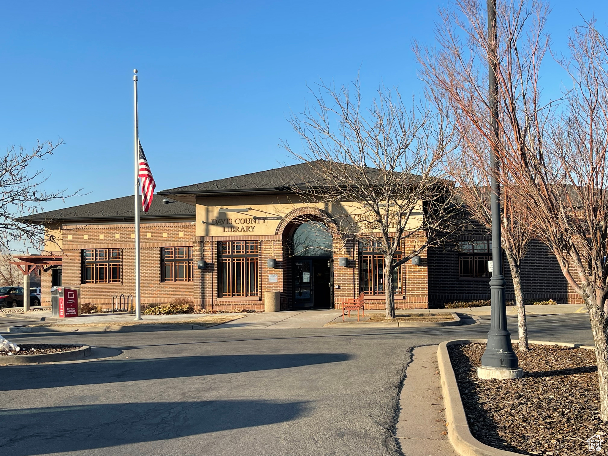 Davis County Library - Centerville Branch at Porter-Walton Park