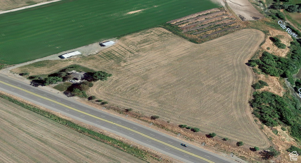 Birds eye view of property