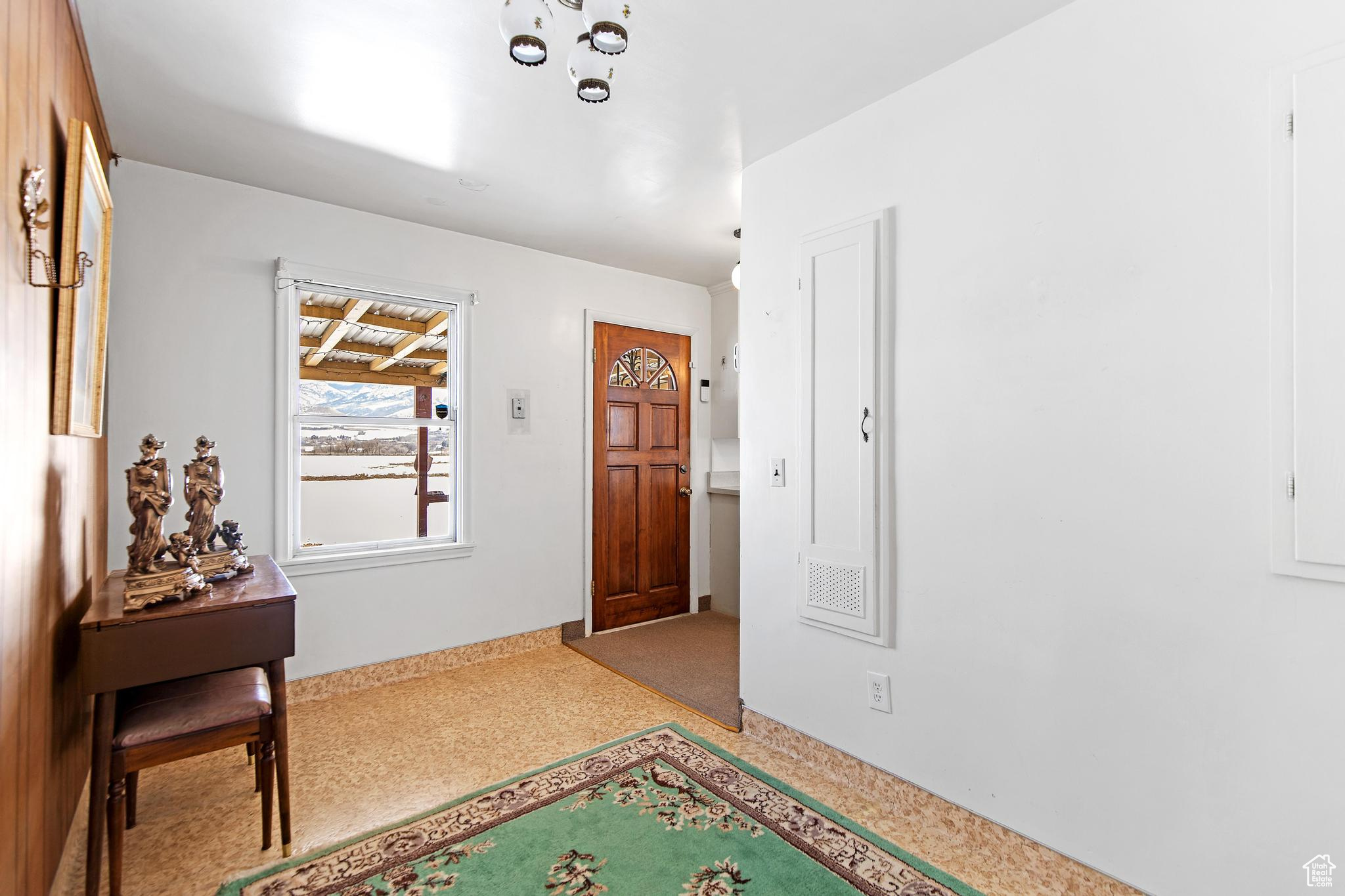 View of foyer entrance