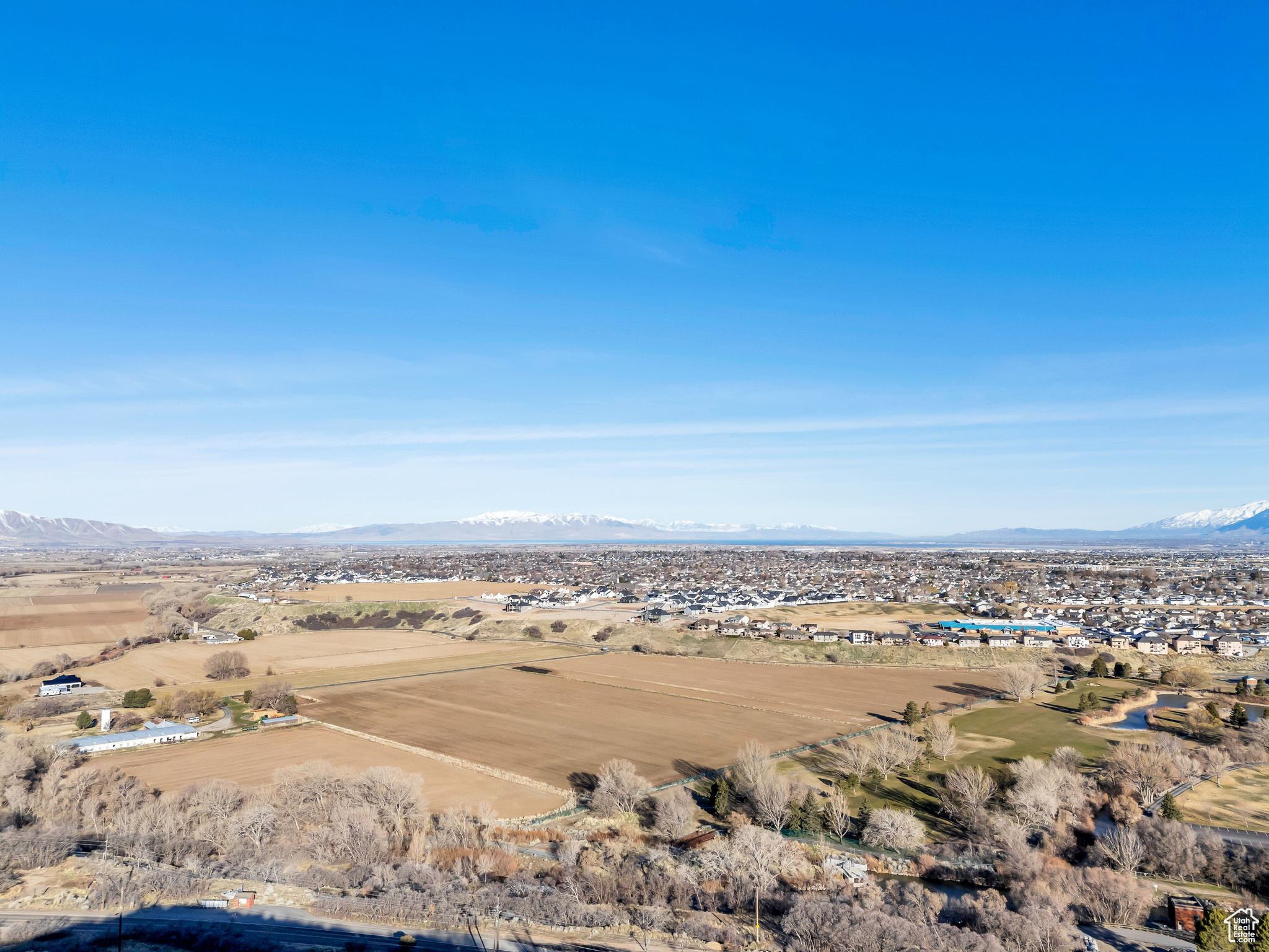 Aerial view featuring a mountain view