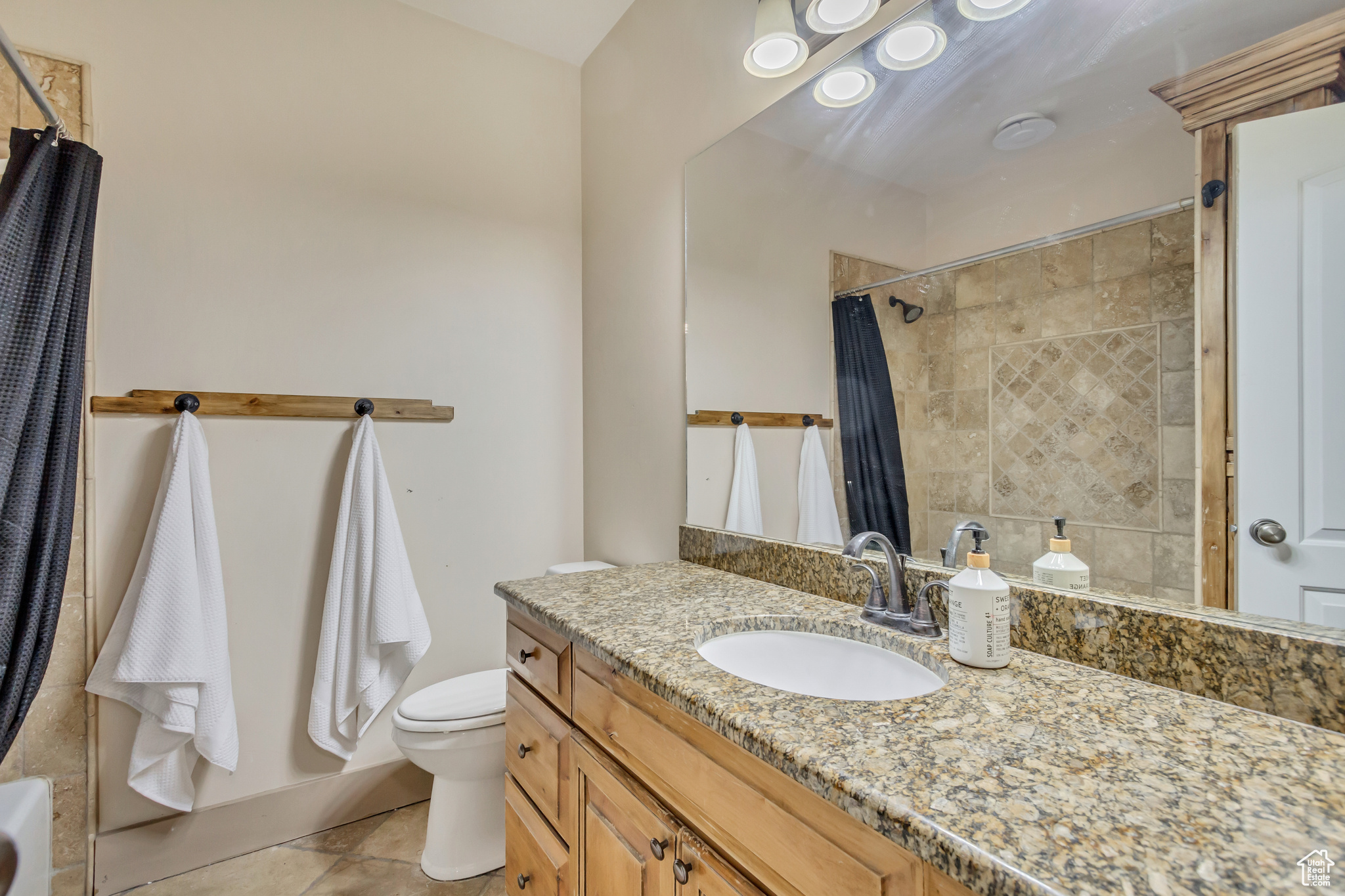 Full Bathroom - Basement