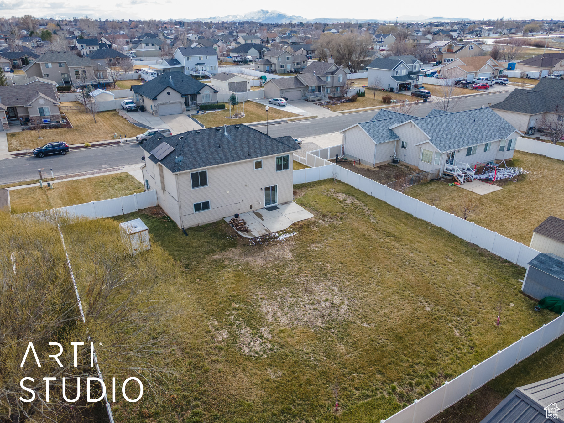 Aerial view with a residential view