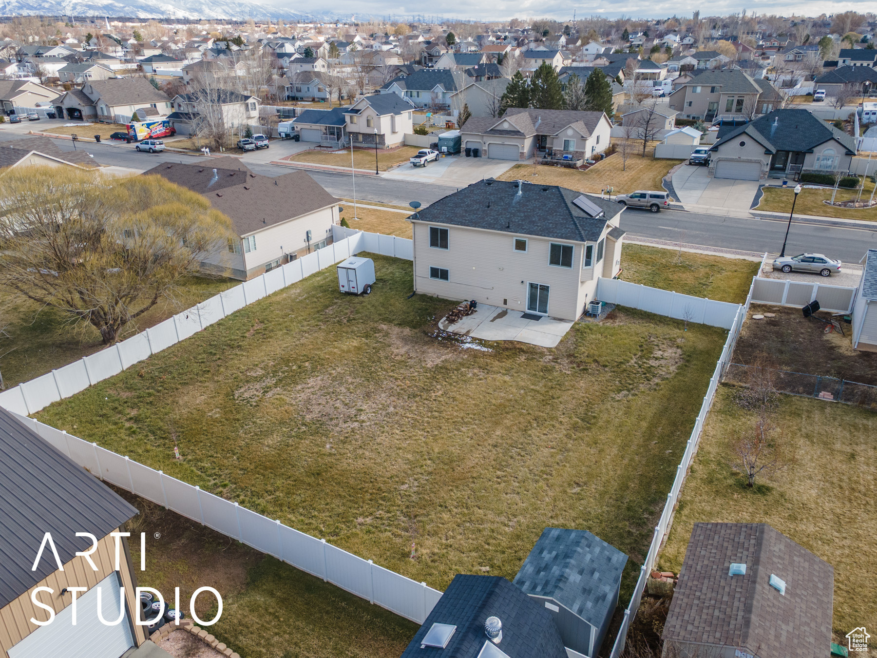Aerial view with a residential view