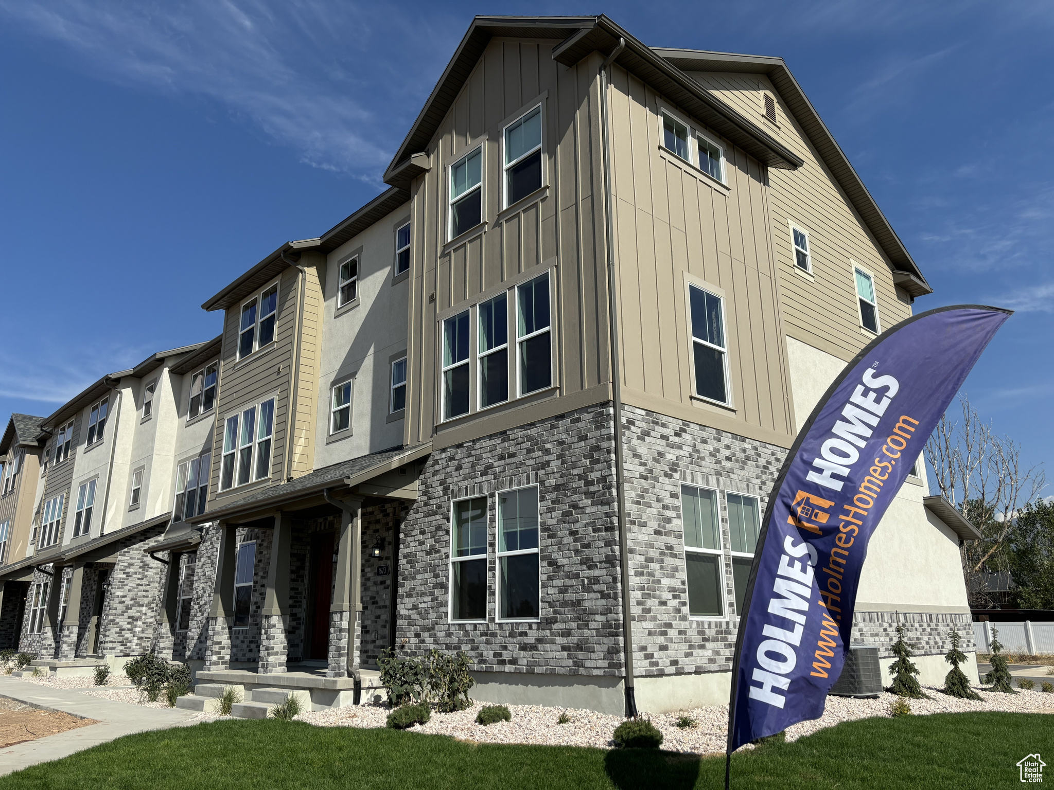 View of building exterior featuring a residential view