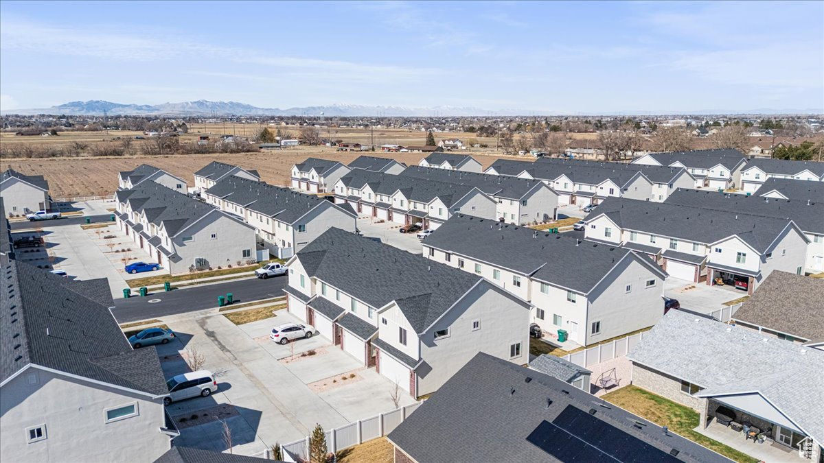 Bird's eye view with a mountain view and a residential view