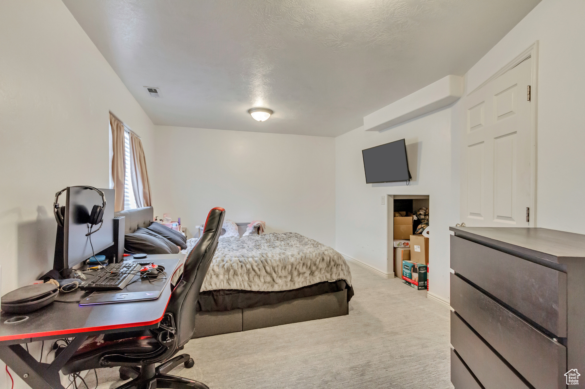 Bedroom 4 basement