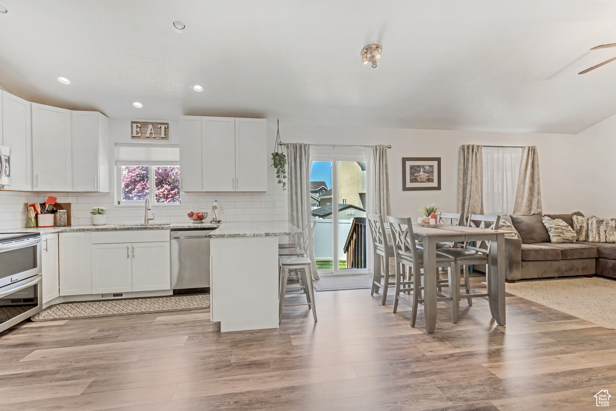 Open kitchen layout